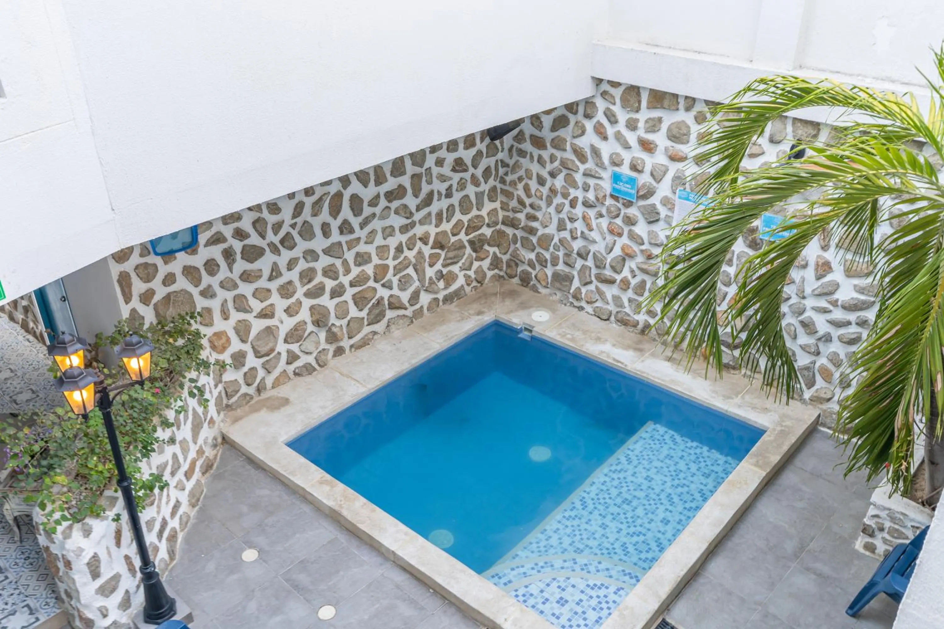 Swimming pool in Hotel Adaz Mediterráneo