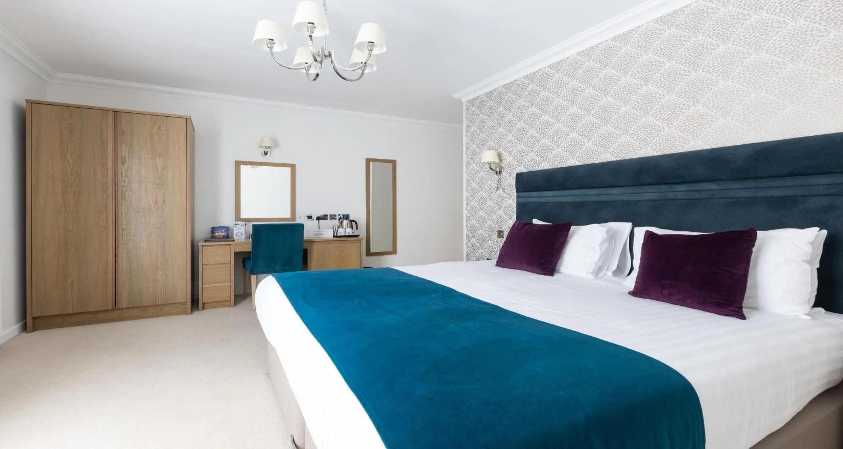 Bedroom, Bed in Best Western Hotel de Havelet