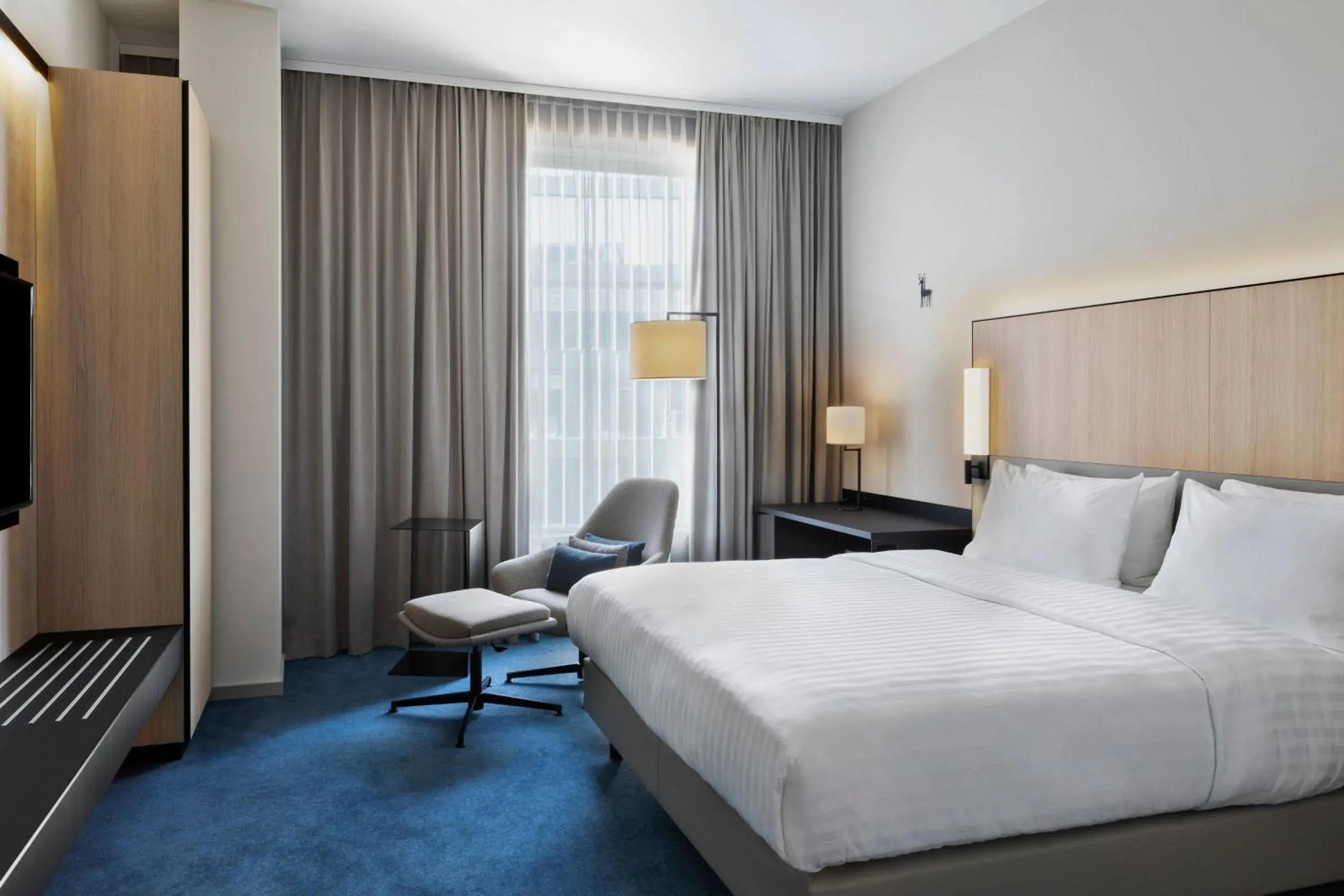 Queen Room in Courtyard by Marriott Freiburg Queen Room in Courtyard by Marriott Freiburg