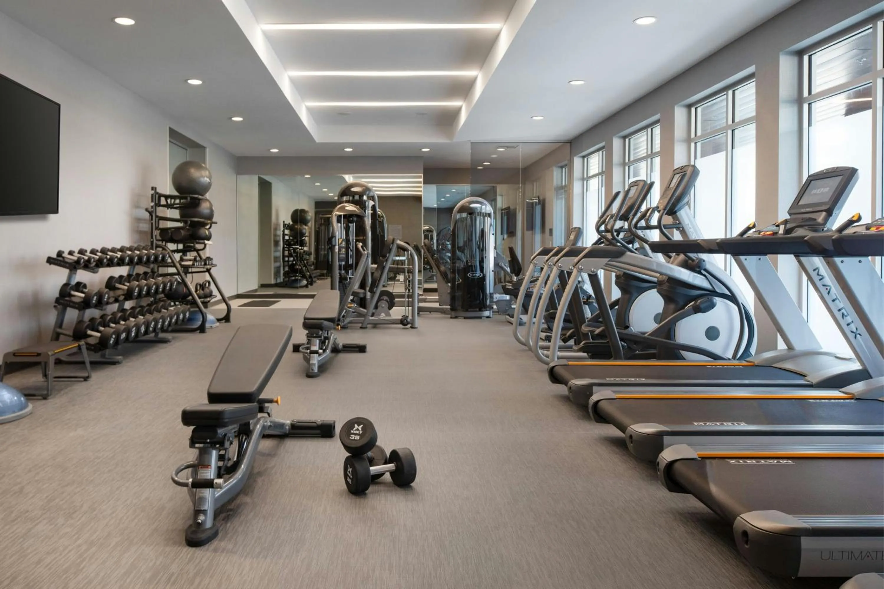 Fitness centre/facilities in Courtyard by Marriott Fresno Clovis