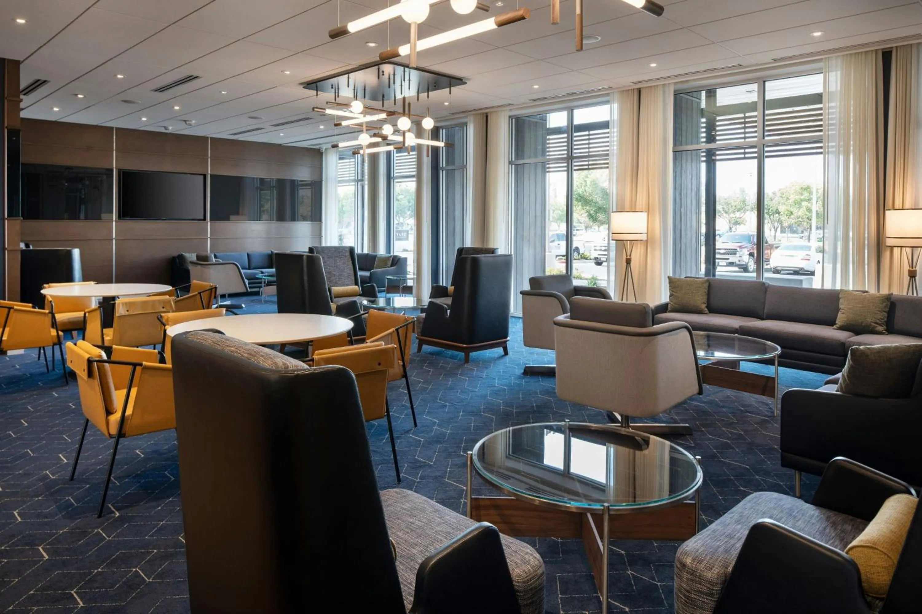 Lobby or reception in Courtyard by Marriott Fresno Clovis