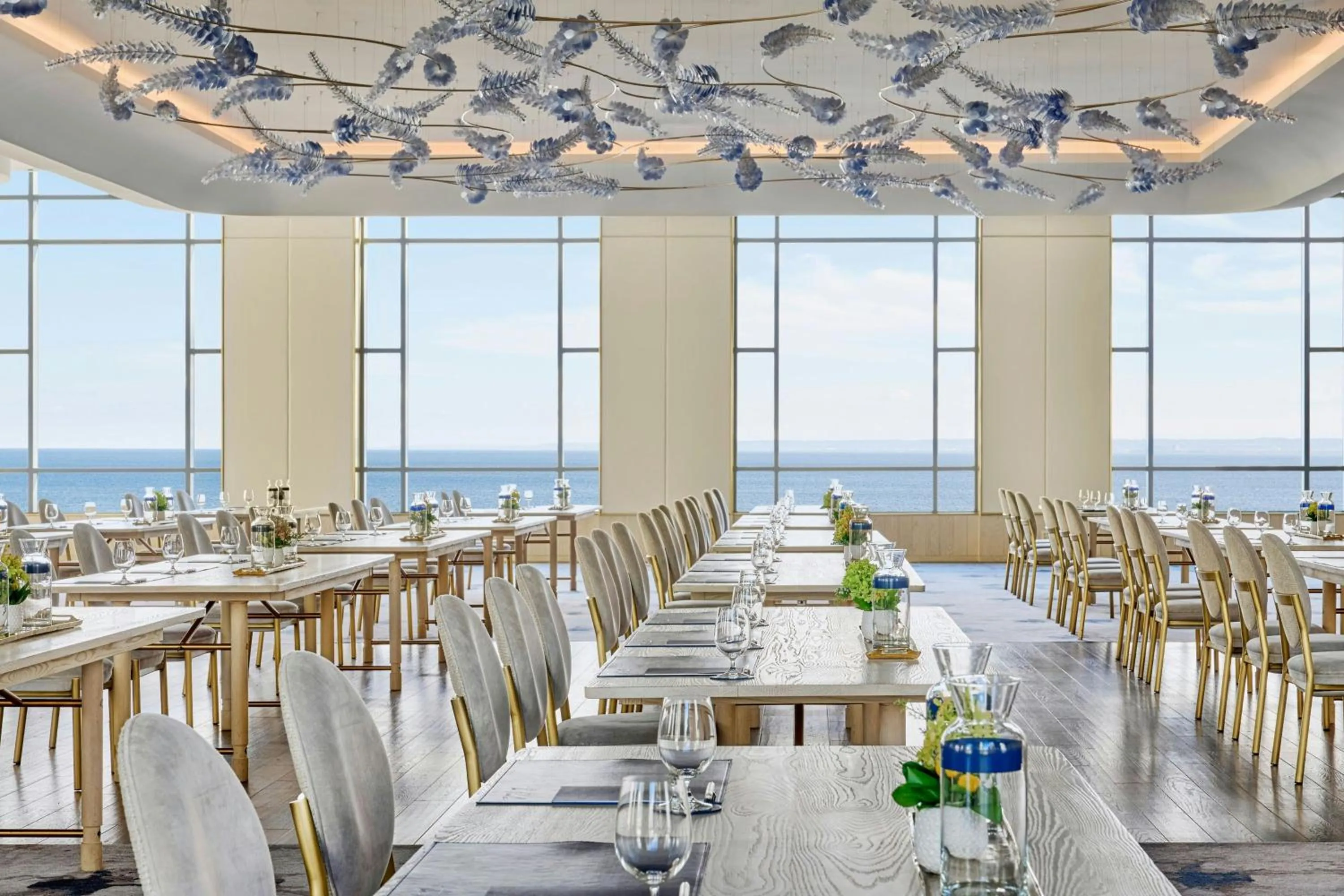 Meeting/conference room in The Pearle Hotel & Spa, Autograph Collection