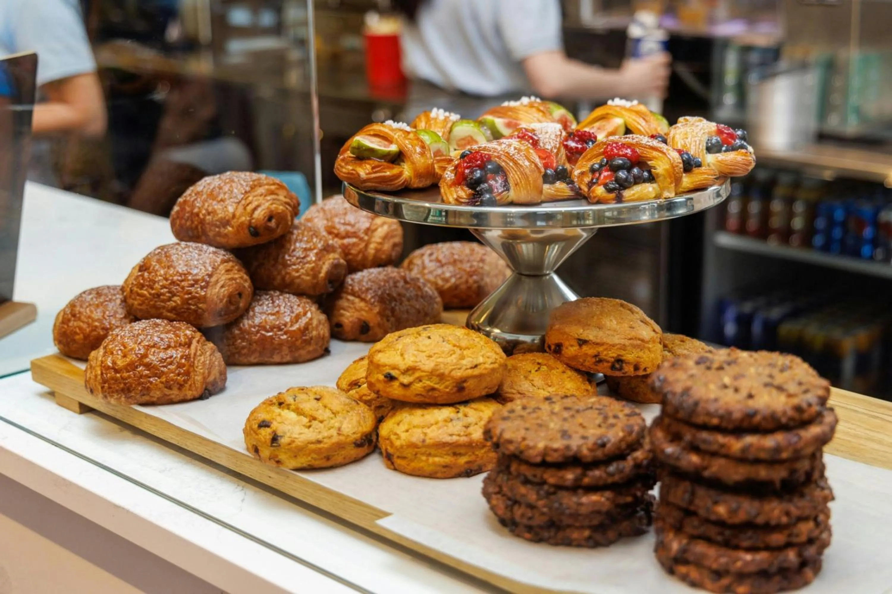 Restaurant/places to eat in The Pearle Hotel & Spa, Autograph Collection