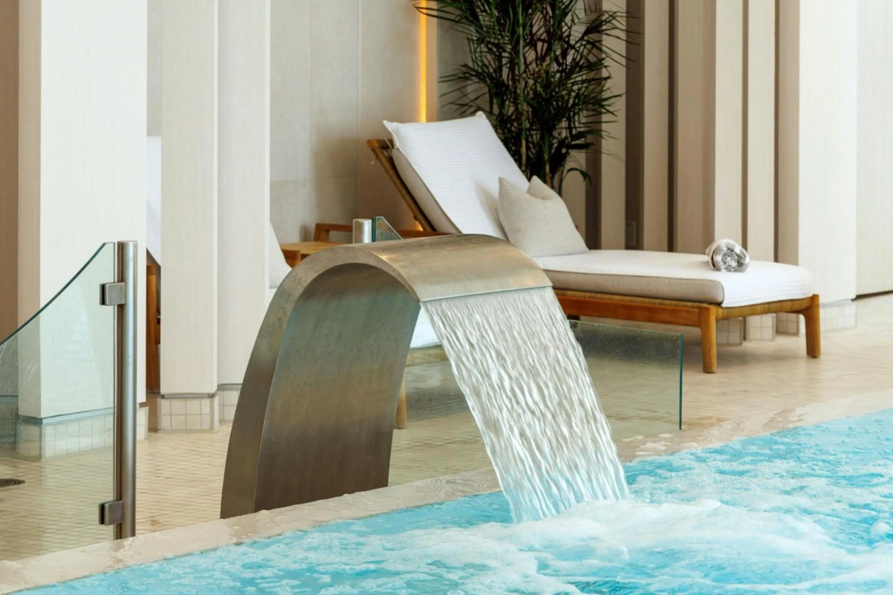 Swimming pool in The Pearle Hotel & Spa, Autograph Collection