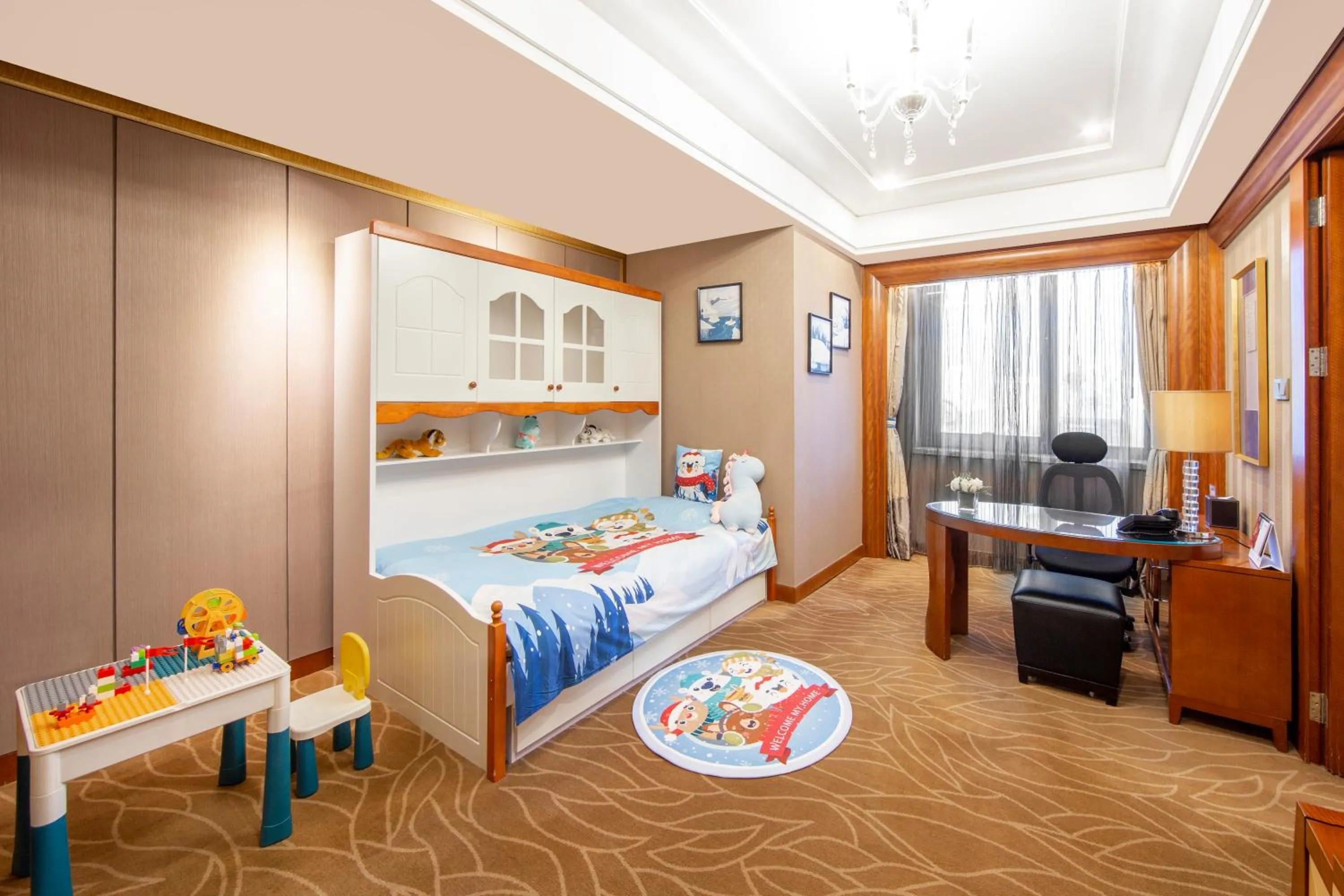 Bedroom, Bed in Sofitel Harbin