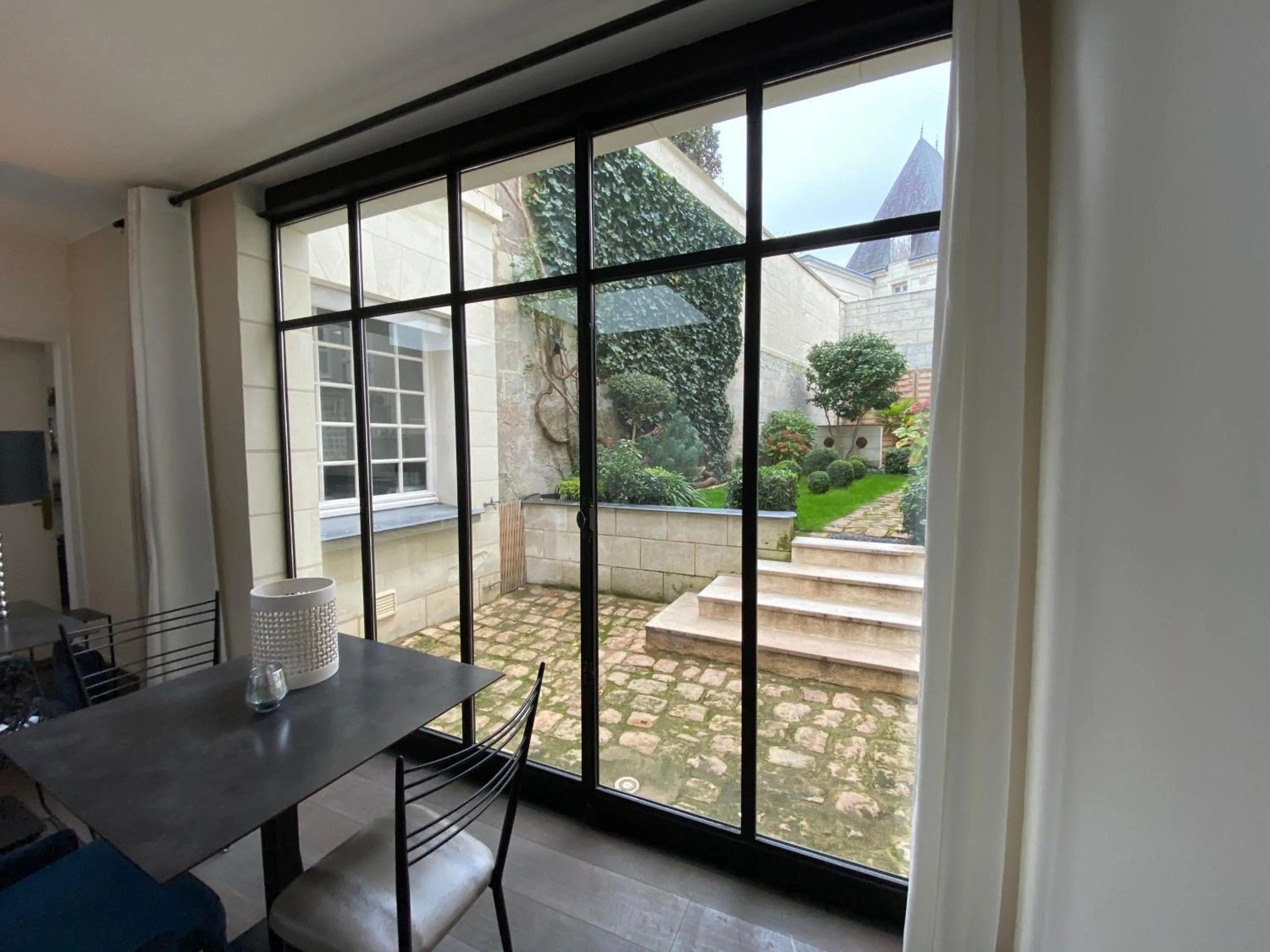 Garden view in BULLES DE LOIRE