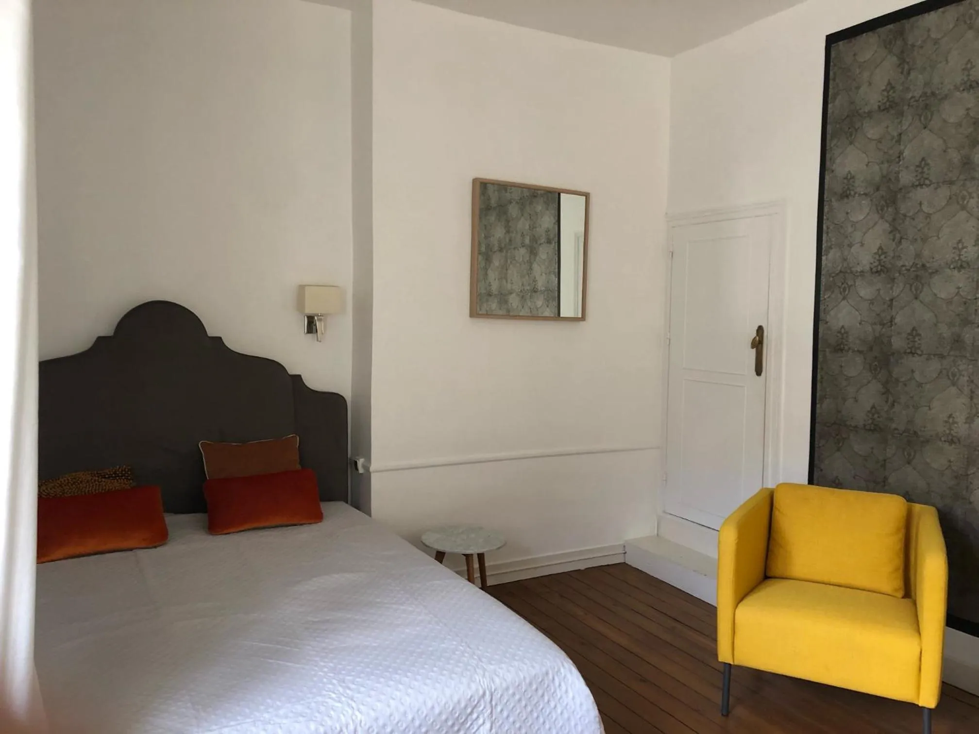 Bedroom, Bed in BULLES DE LOIRE