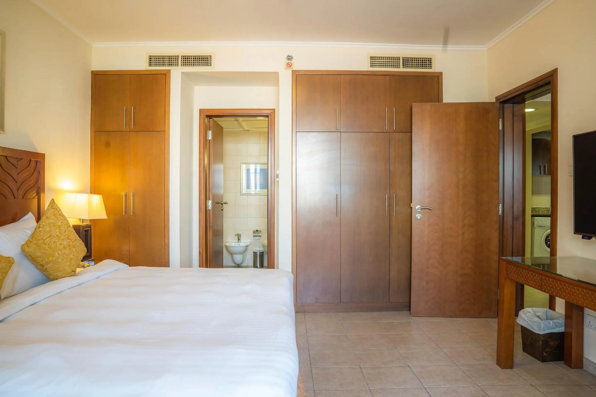 Bedroom, Bed in Copthorne Lakeview Executive Apartments Dubai, Green Community