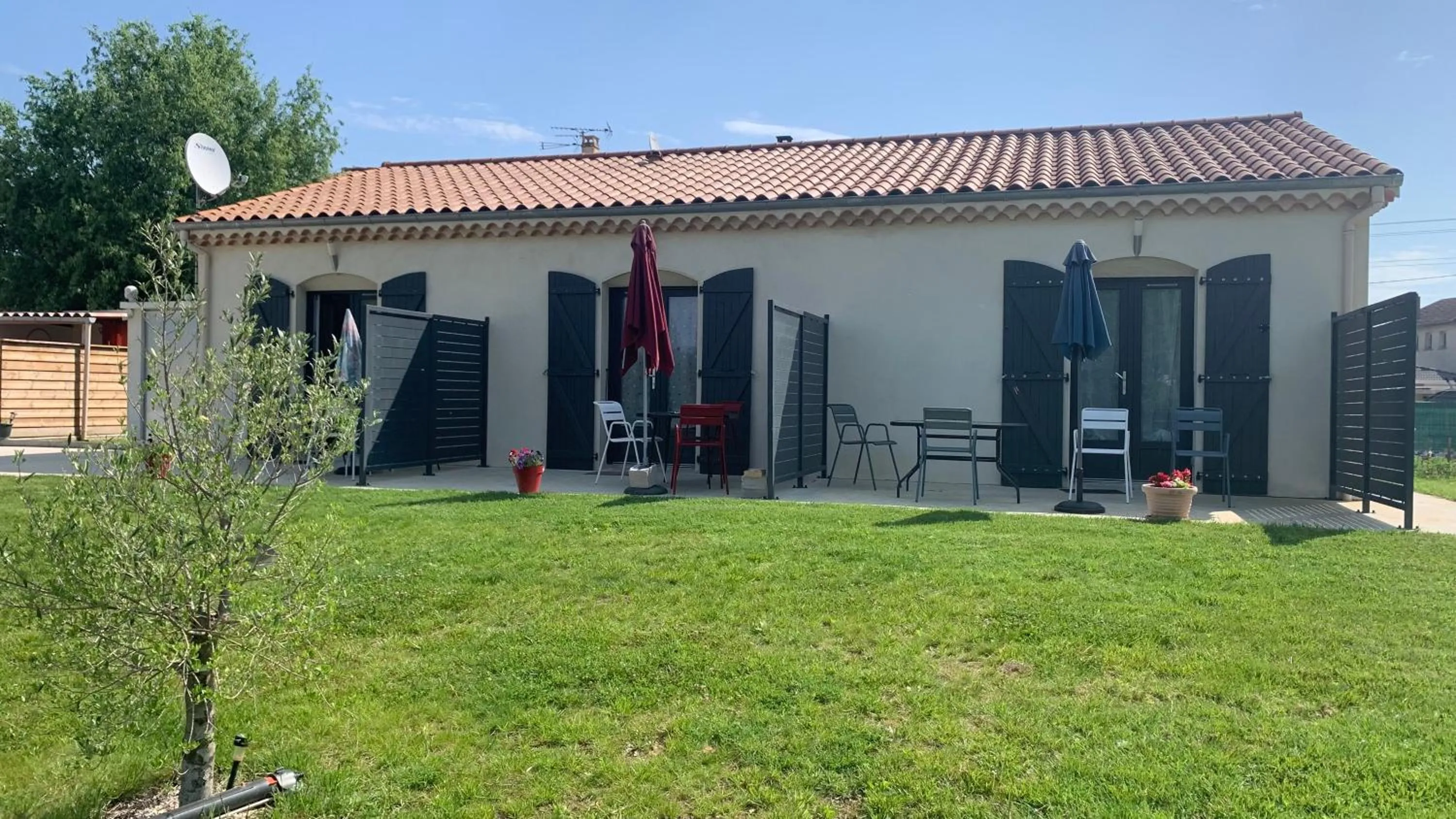 Property building in Esprit Etape