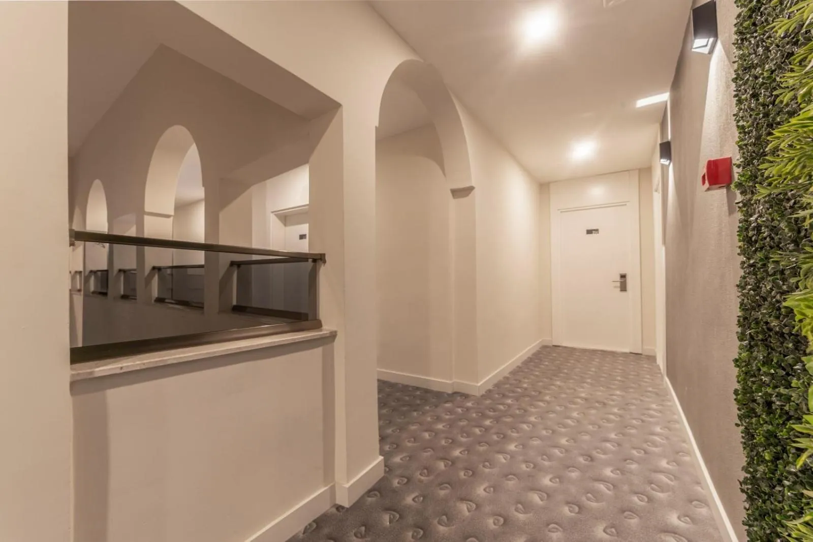 acessibility in Tema 242 Hotel