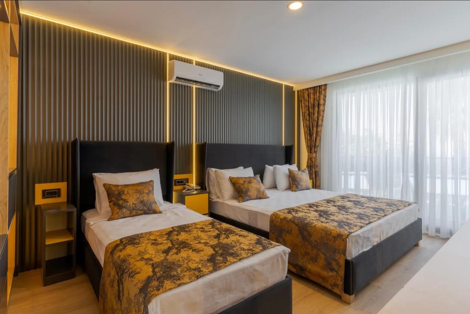 Bed in Tema 242 Hotel