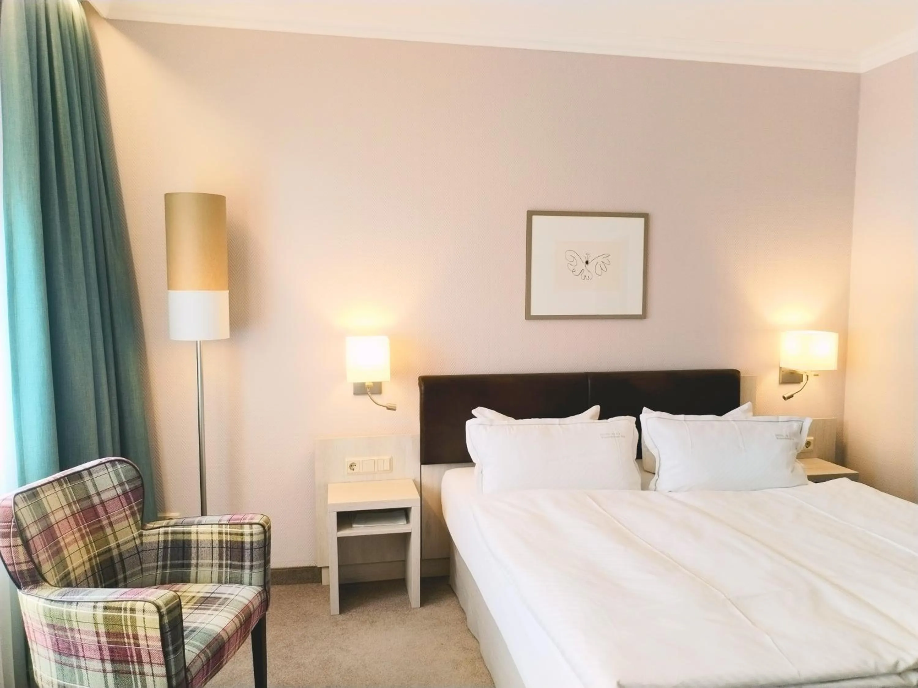 Bed in Hotel Braunschweiger Hof