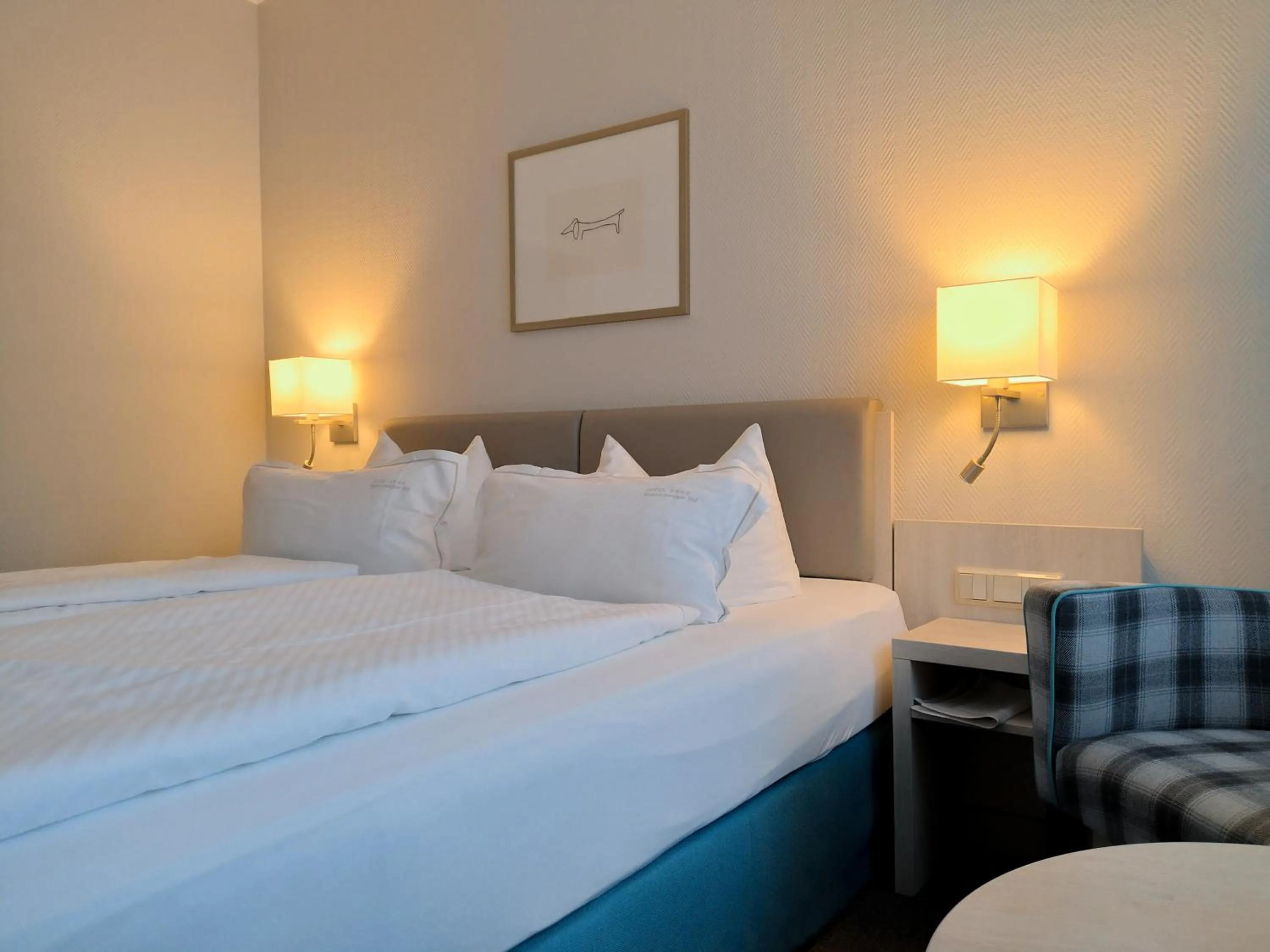 Bed in Hotel Braunschweiger Hof