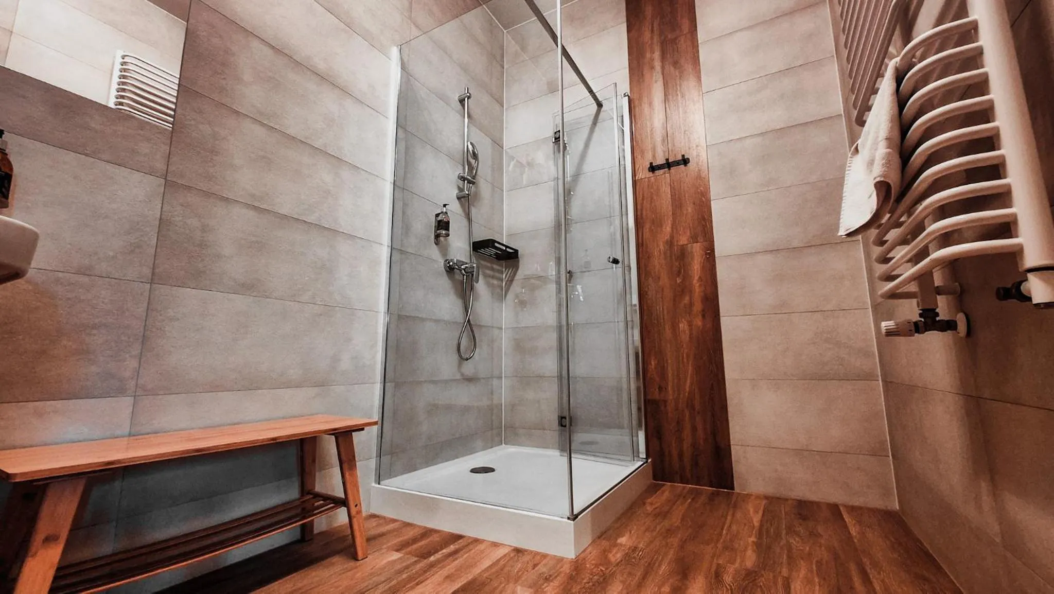 Shower in Hotel Zamkowy Młyn