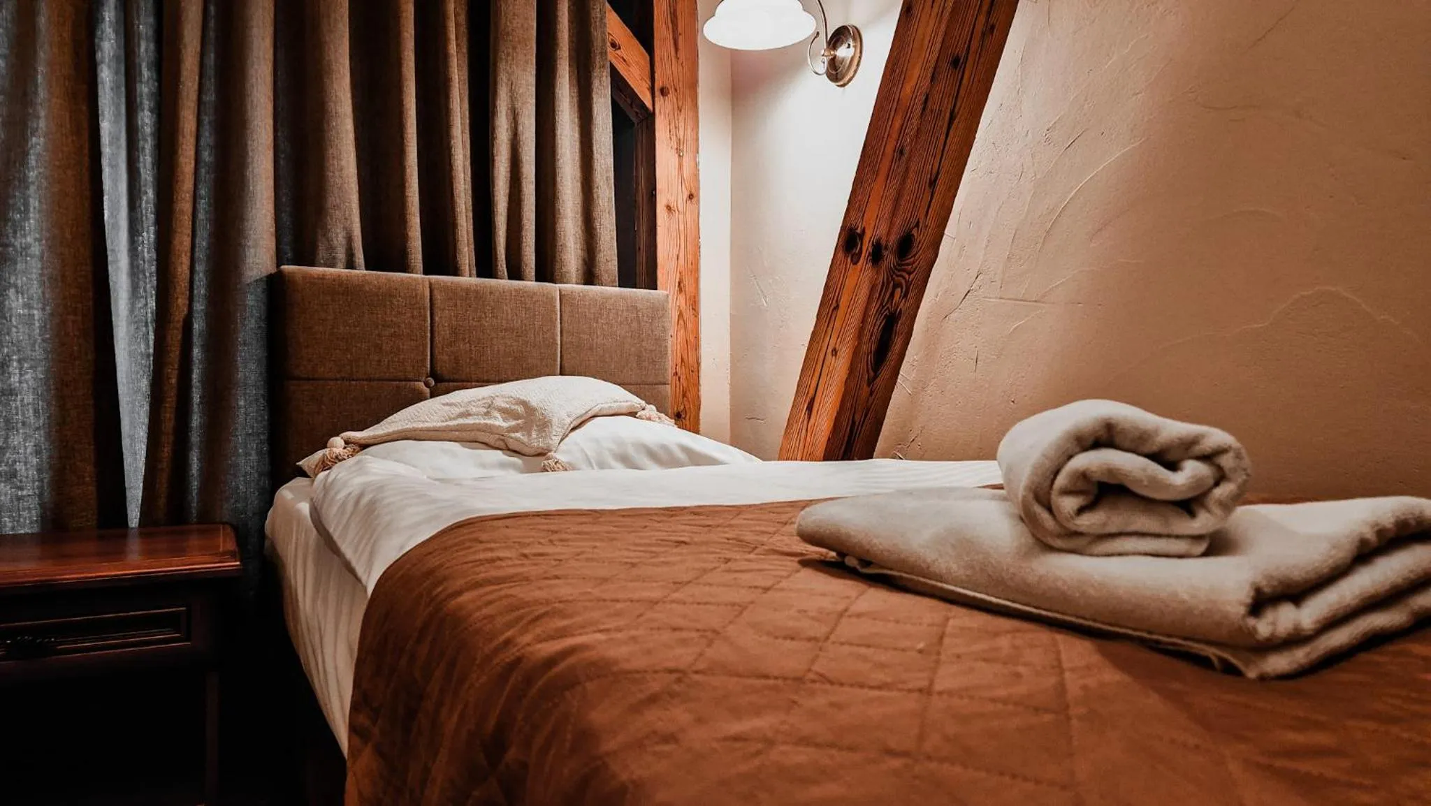 Bed in Hotel Zamkowy Młyn