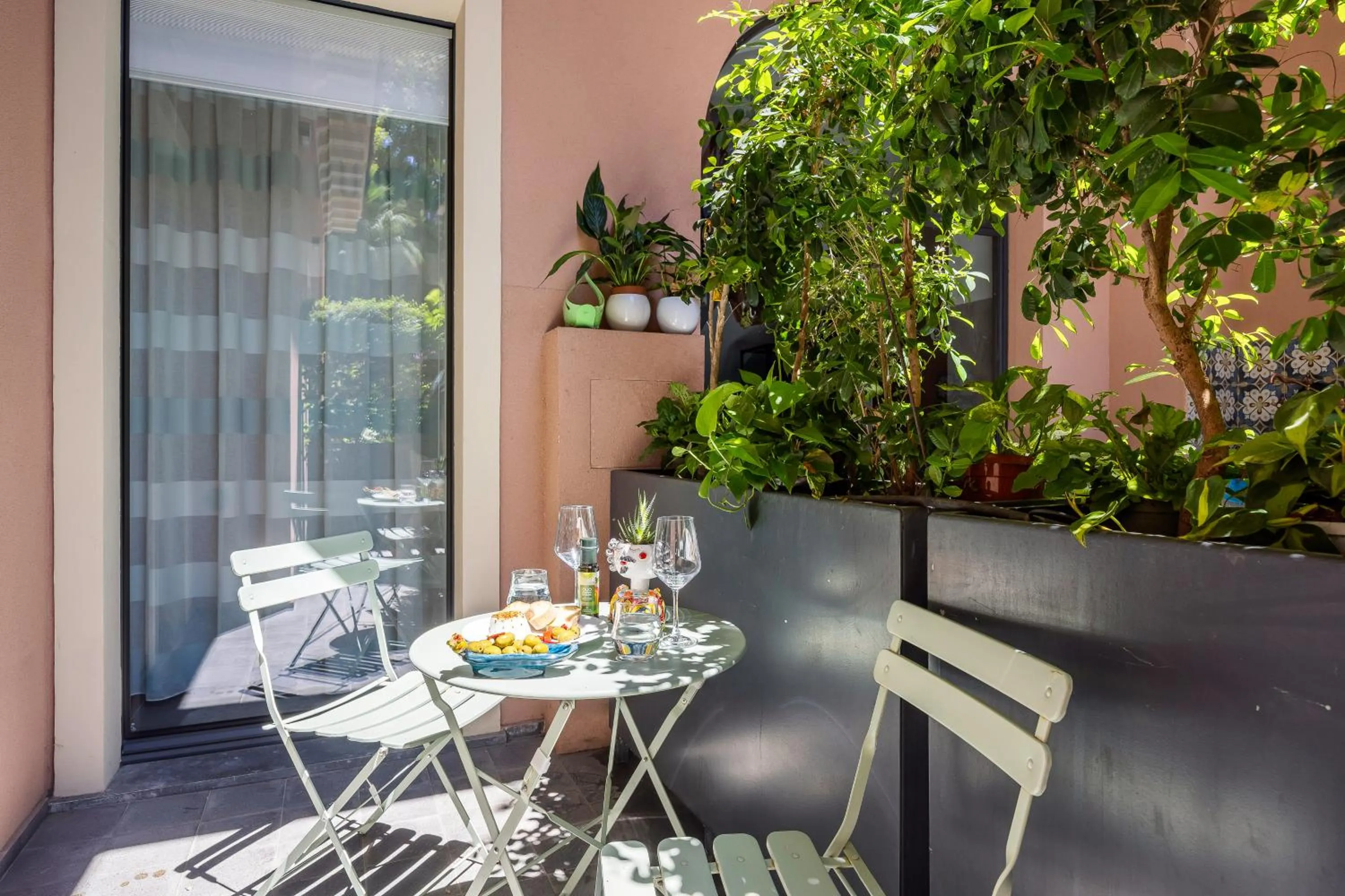 Patio in Creuza De Ma