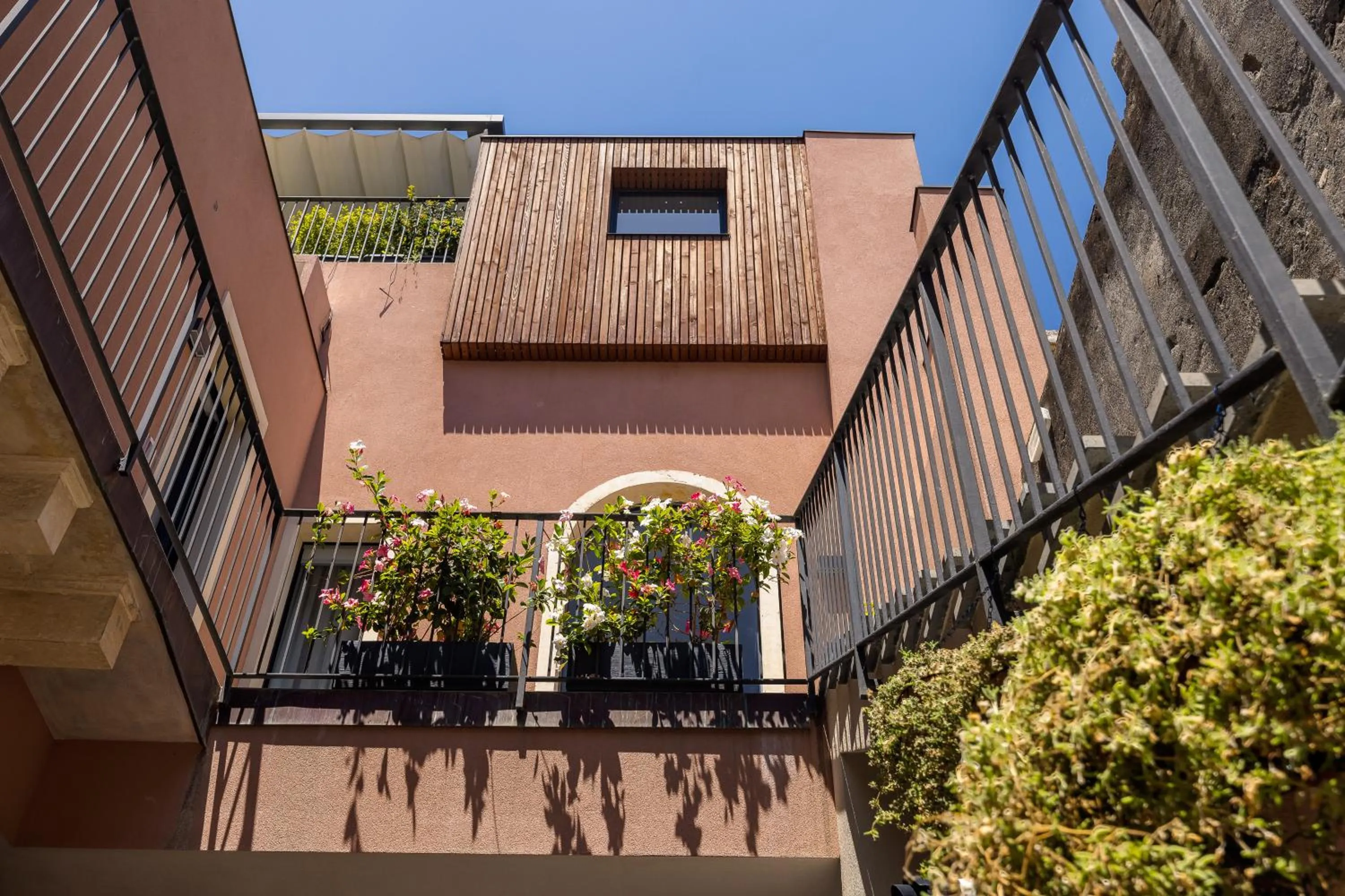 Property building in Creuza De Ma