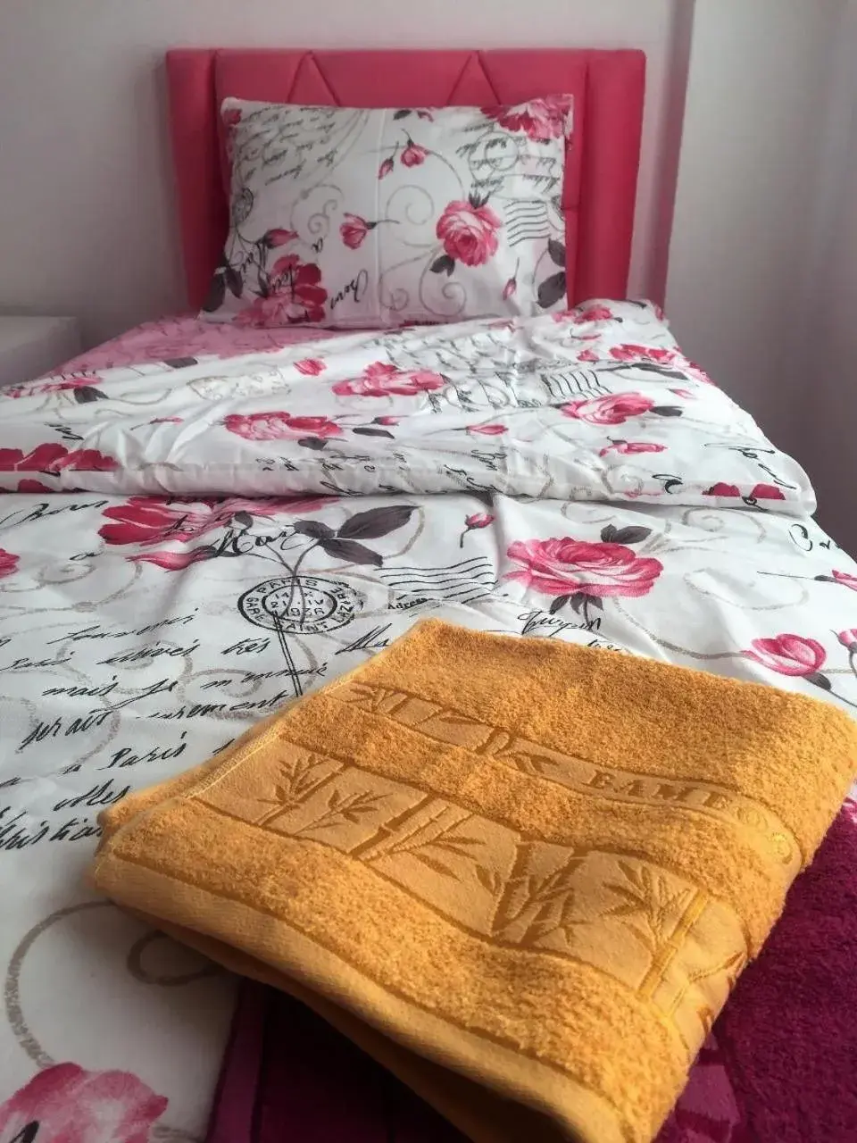 Twin Room with Shower in KAPADOKYA REZIDANS Twin Room with Shower in KAPADOKYA REZIDANS