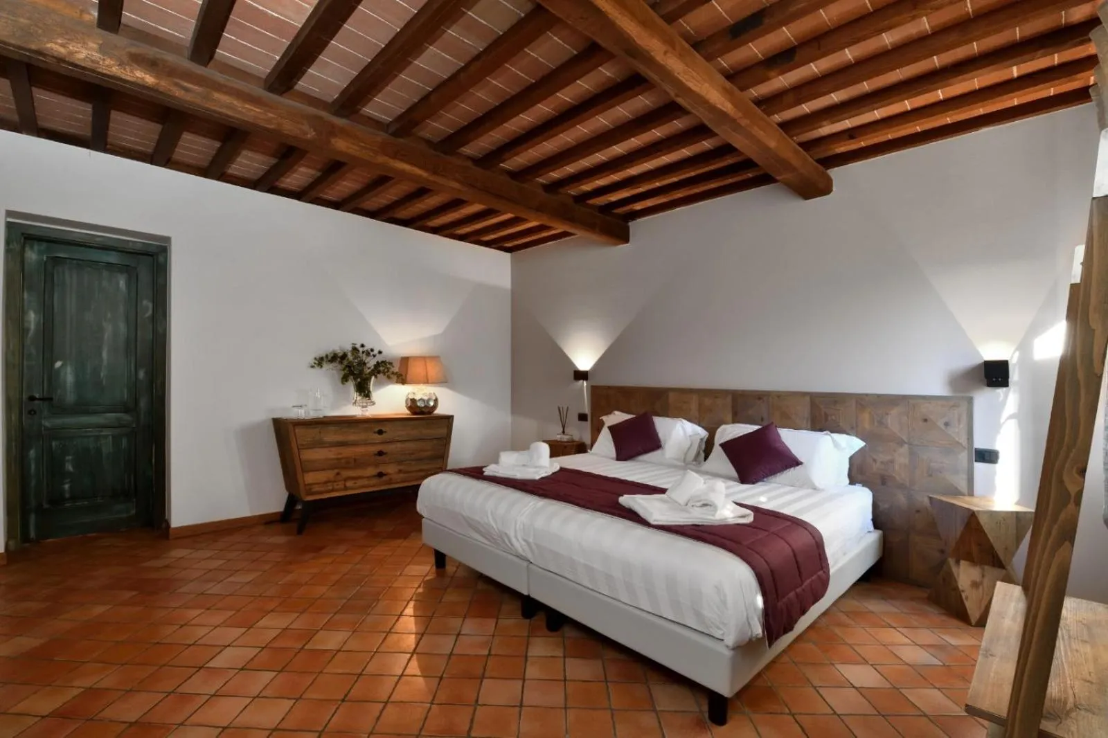 Bed in Porsenna Resort