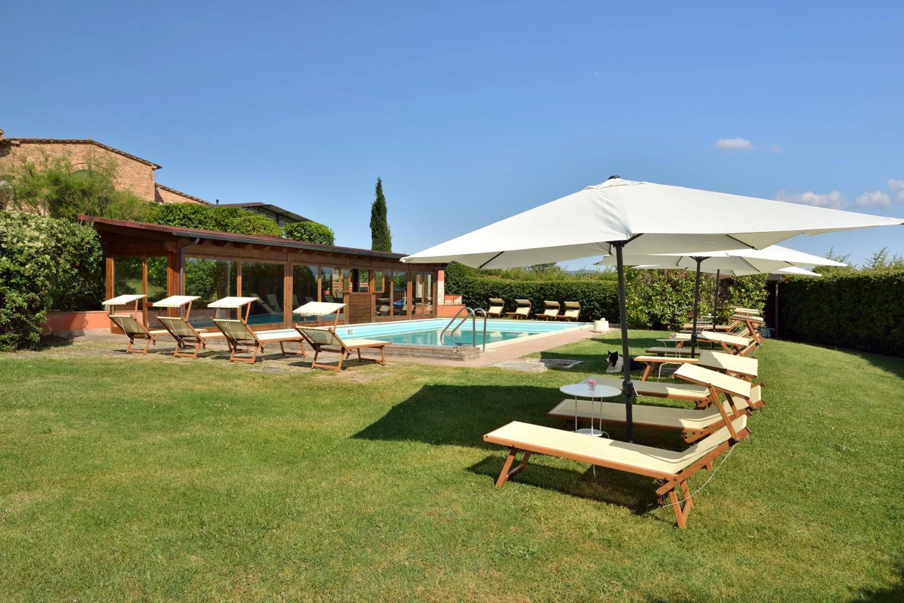 Swimming pool in Porsenna Resort