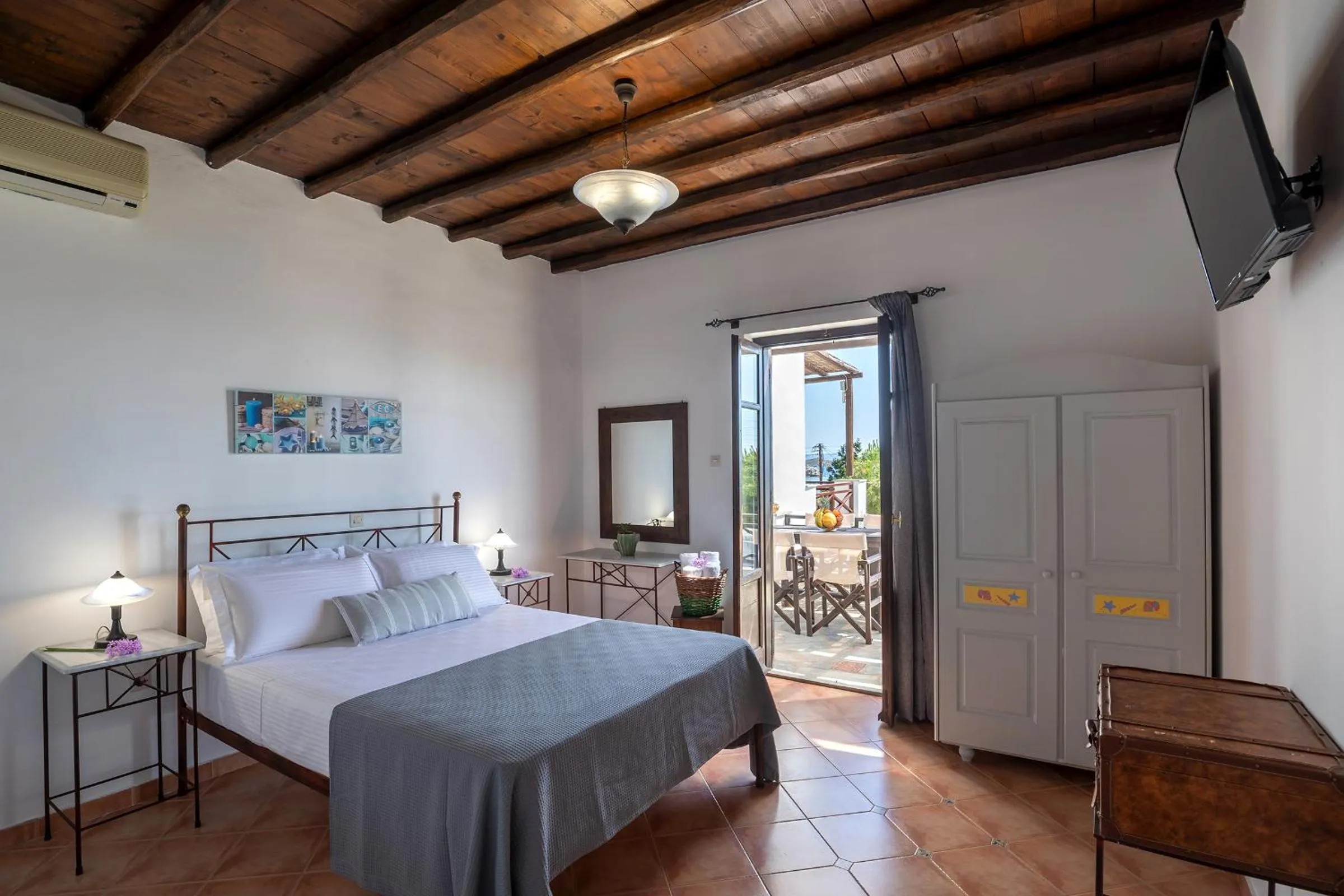 Bed in Cochili Rooms & Apartments