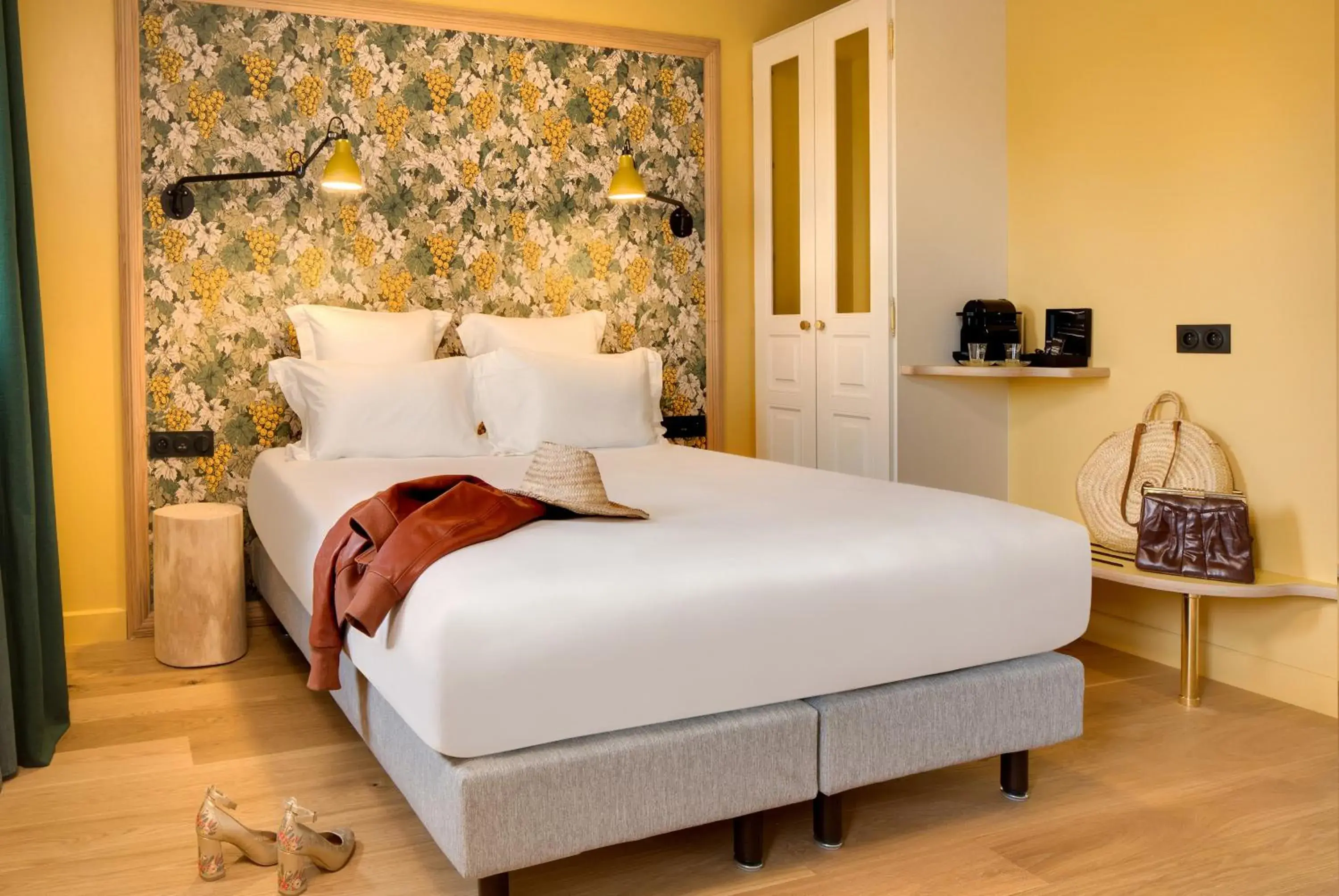 Classic Double Room in Château Fage La Maison des Vignes - Saint-Émilion Classic Double Room in Château Fage La Maison des Vignes - Saint-Émilion