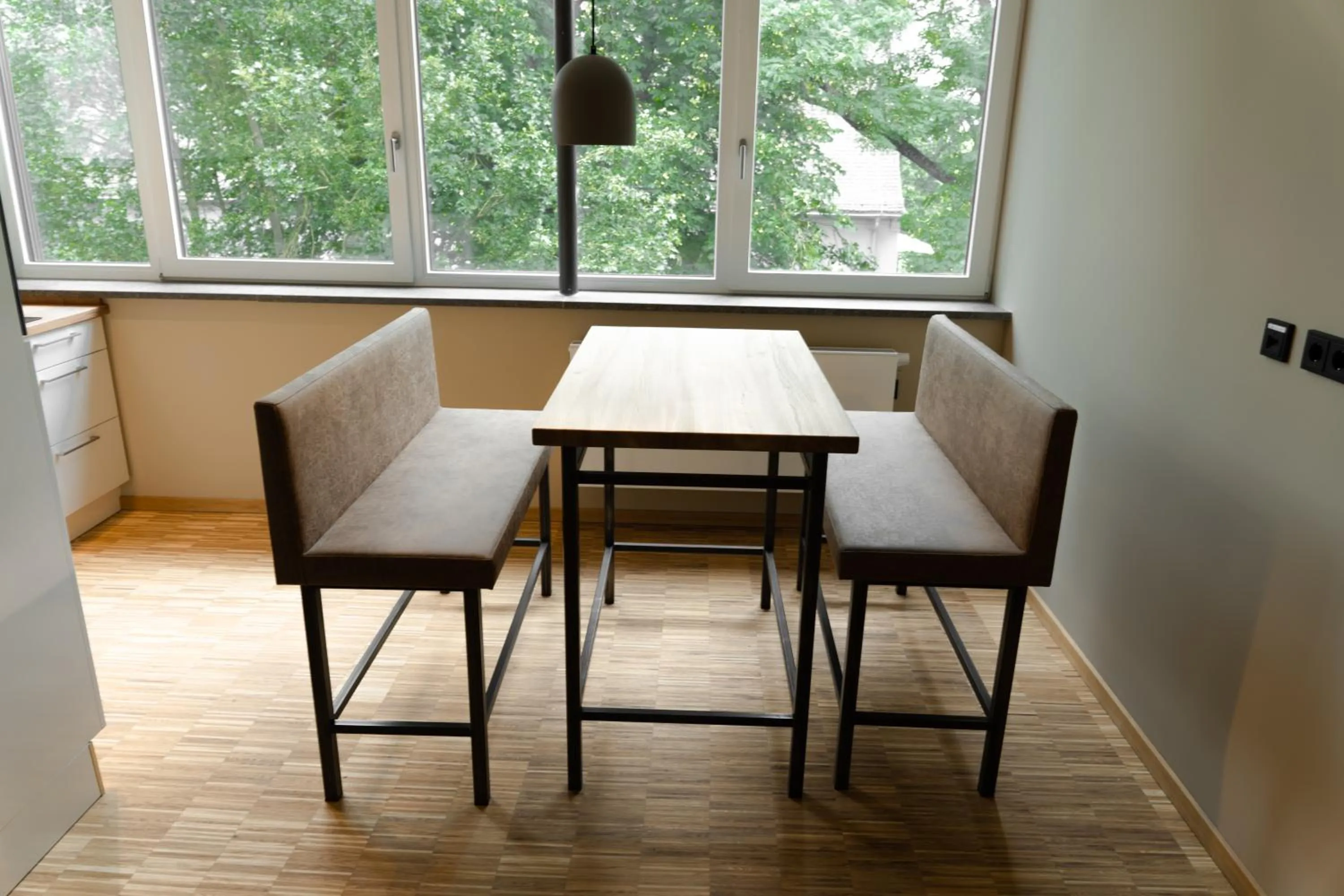 Seating area in Cavallestro Deluxe