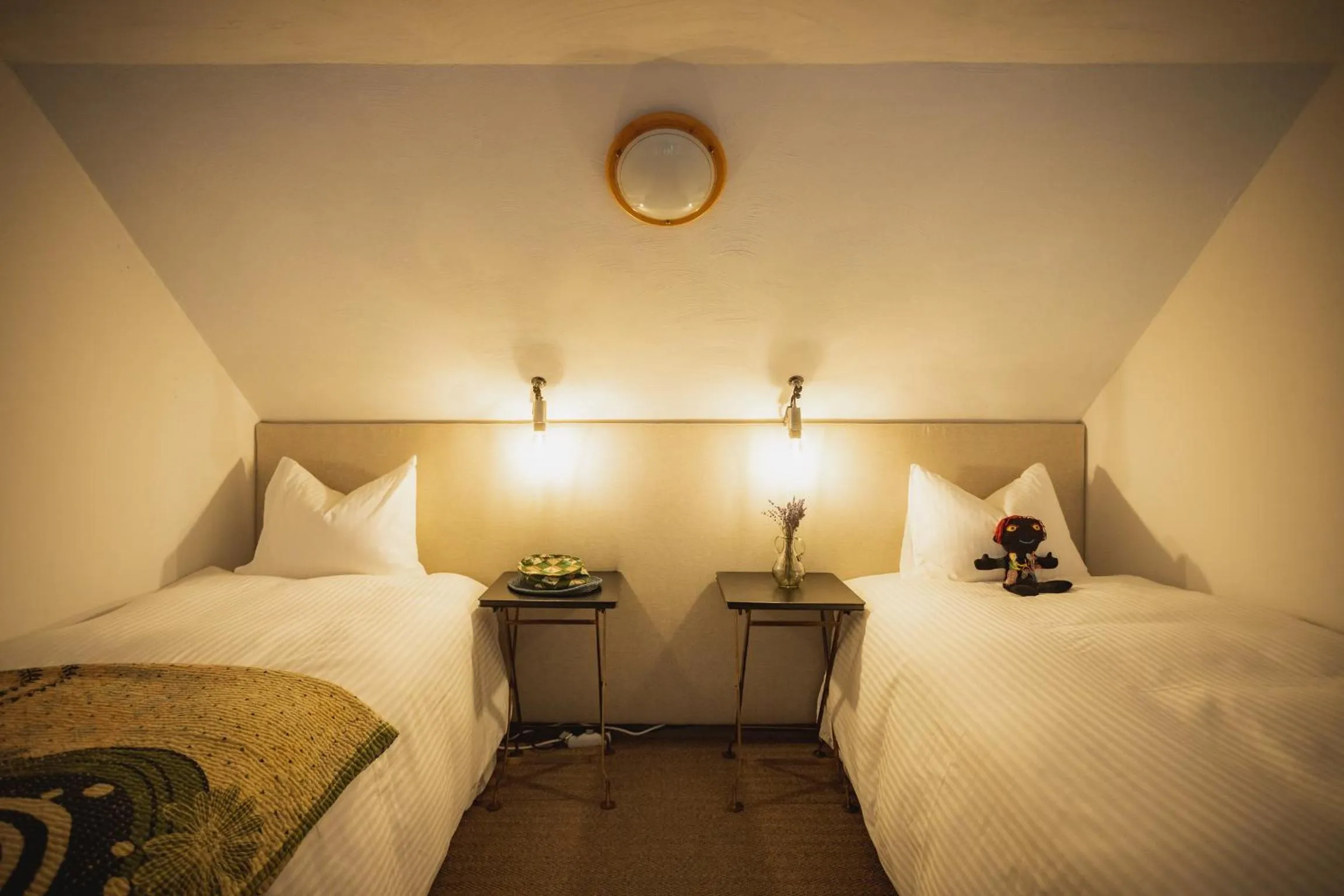 Bed in Pilguse Residency