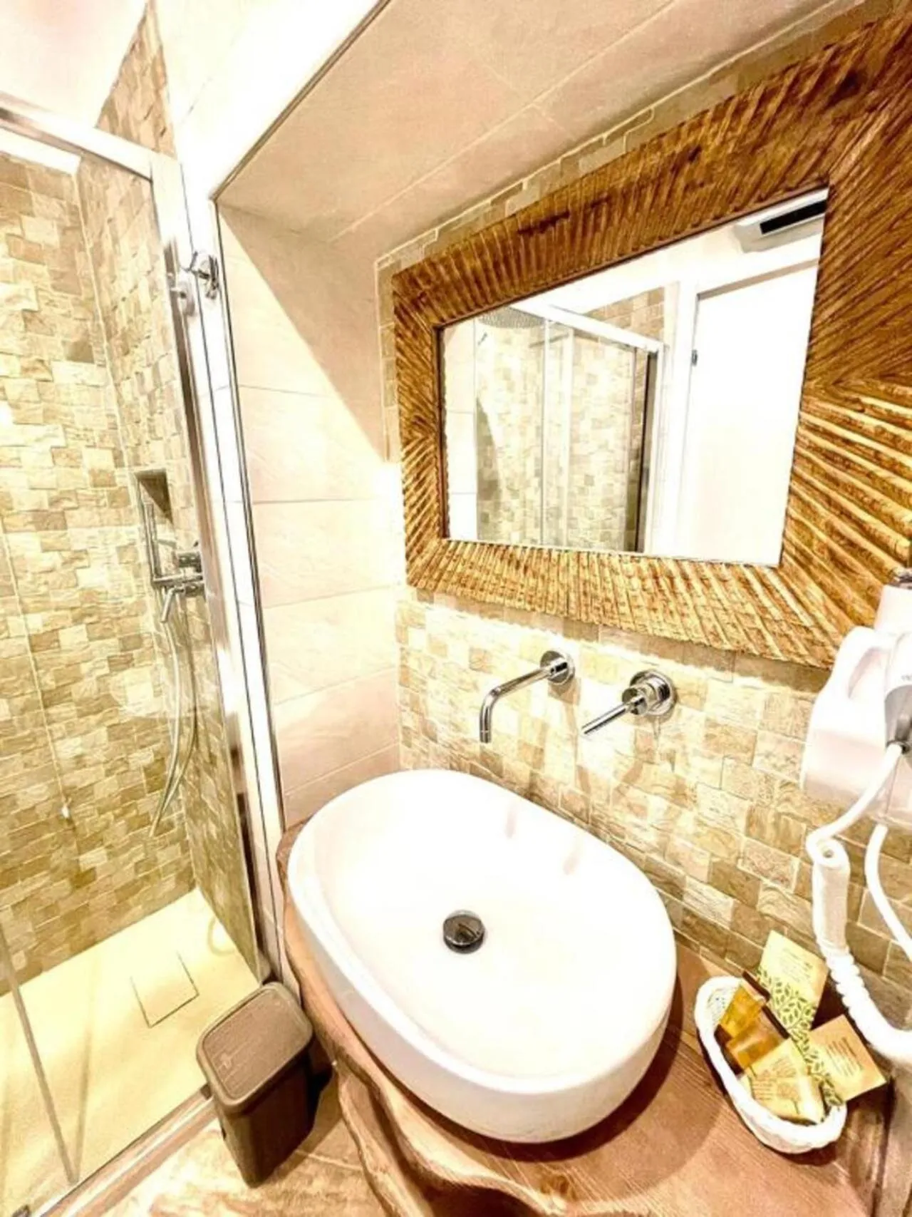 Bathroom in Granoro Gragnano B&B