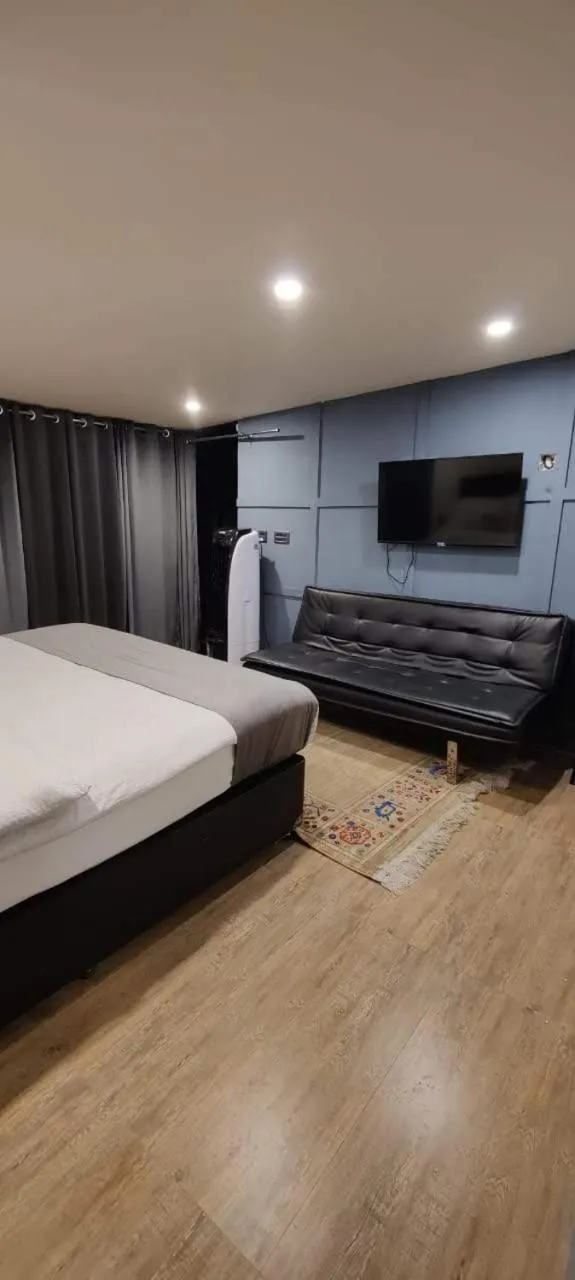 Bed in Grapes Garden Resort Hunza