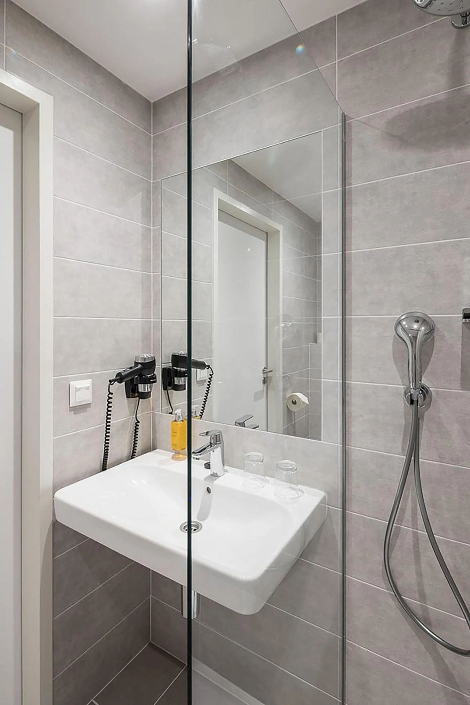 Photo of the whole room in B&B Hotel Budapest City