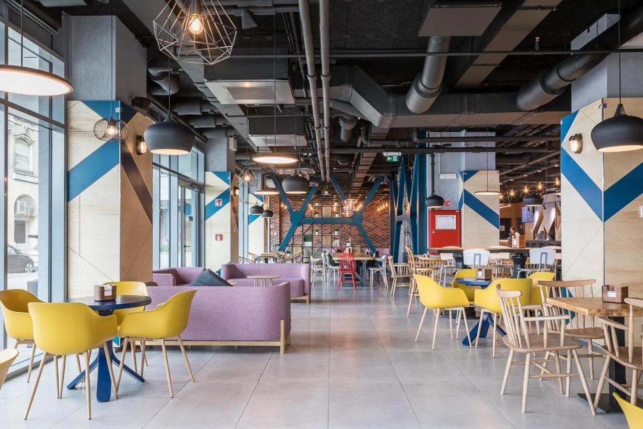 Lounge or bar in B&B Hotel Budapest City