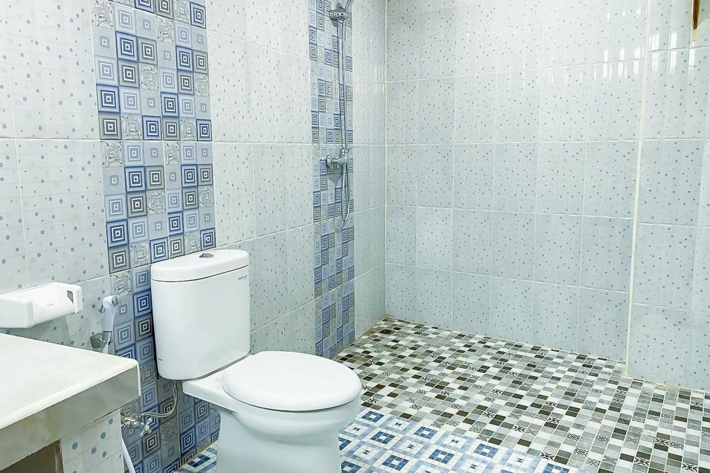 Bathroom in The Lavana Puri Lumbung Agave - Minimum stay 30 nights