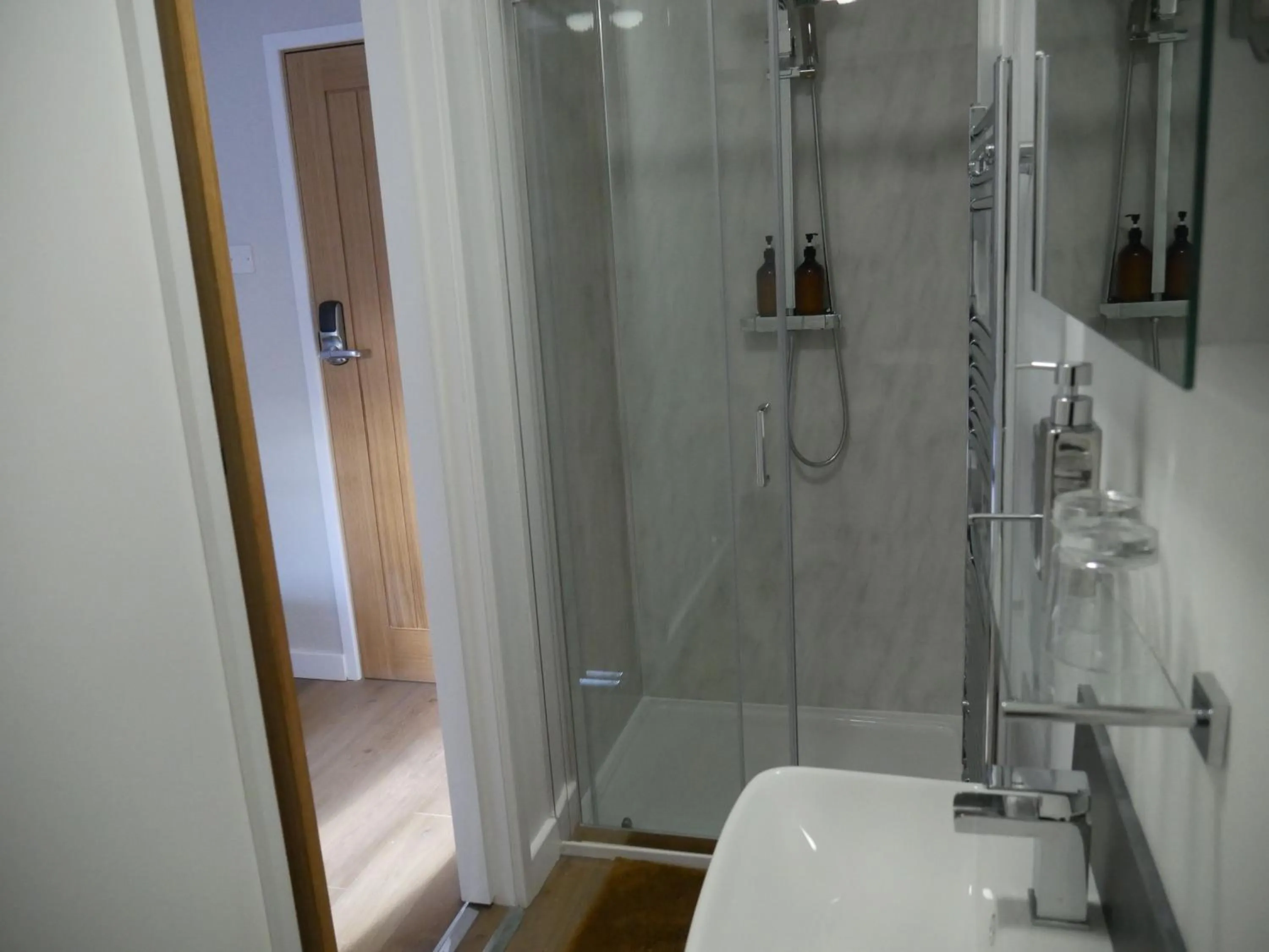 Bathroom in The Fox and Hounds