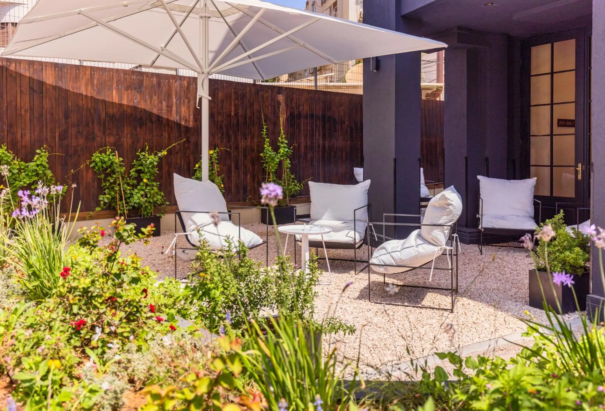 Garden in Villa Brown Tel-Aviv, a member of Brown Hotels