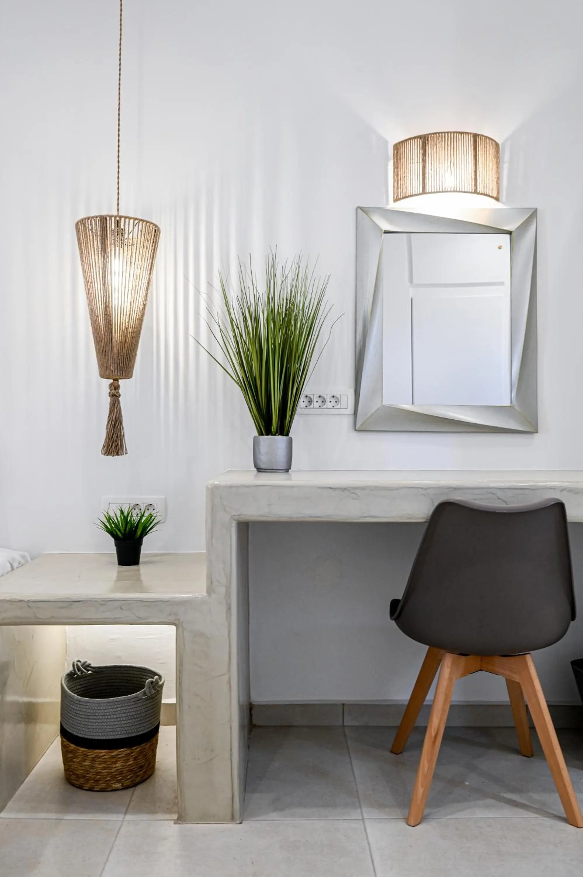 Vinas Place City Center