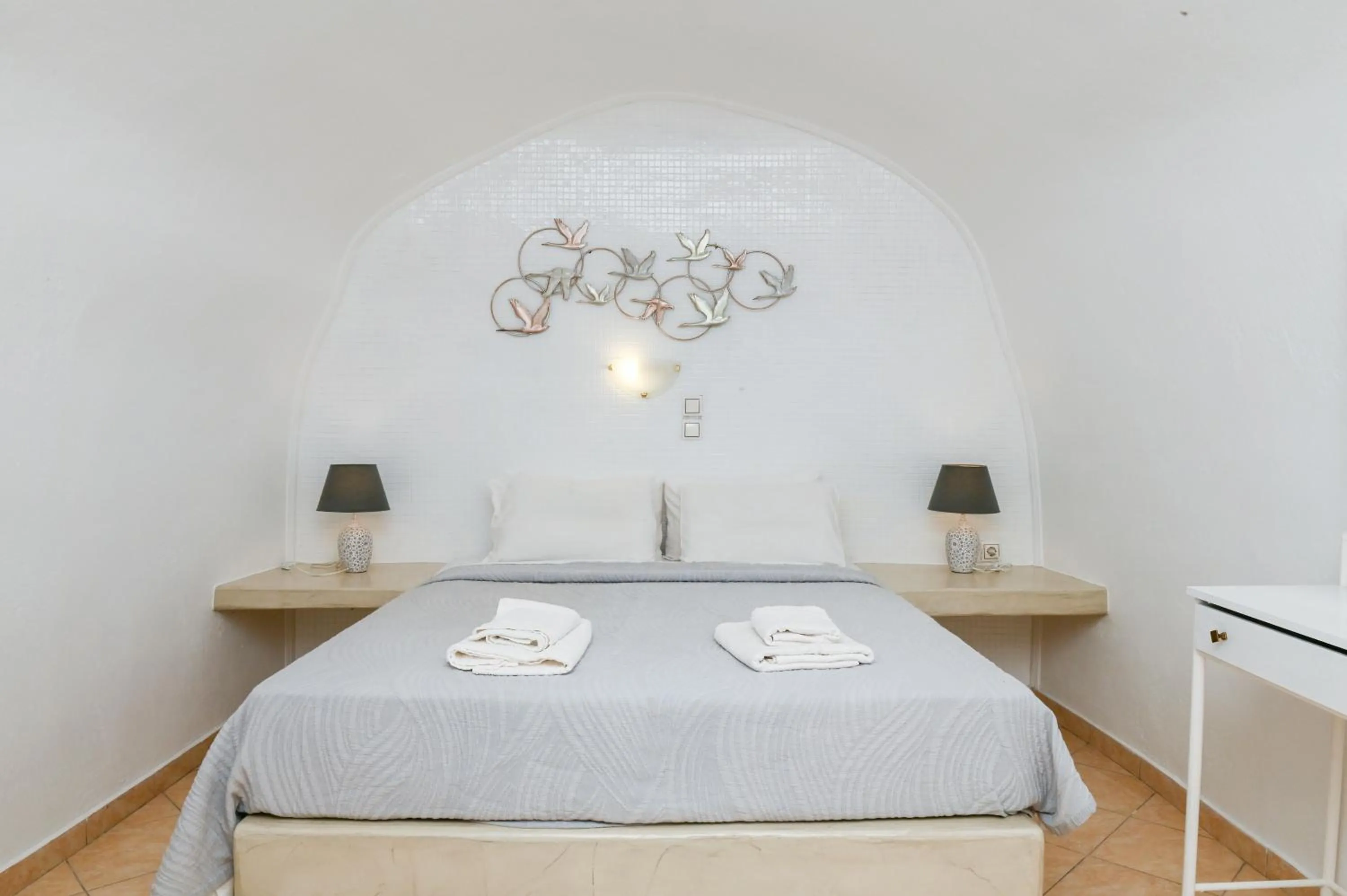 Bed in Vinas Place City Center