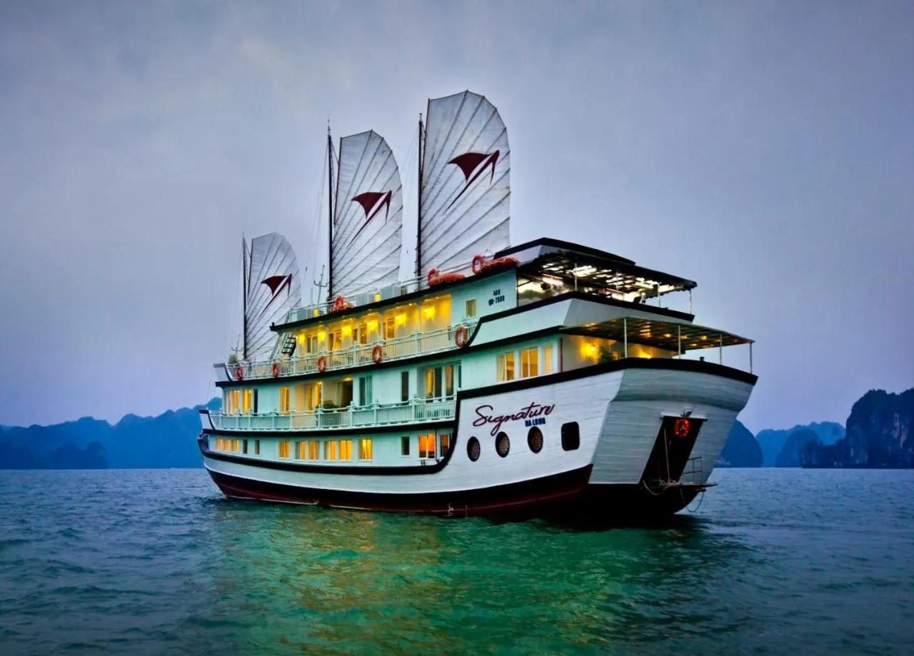 Signature Halong Cruise