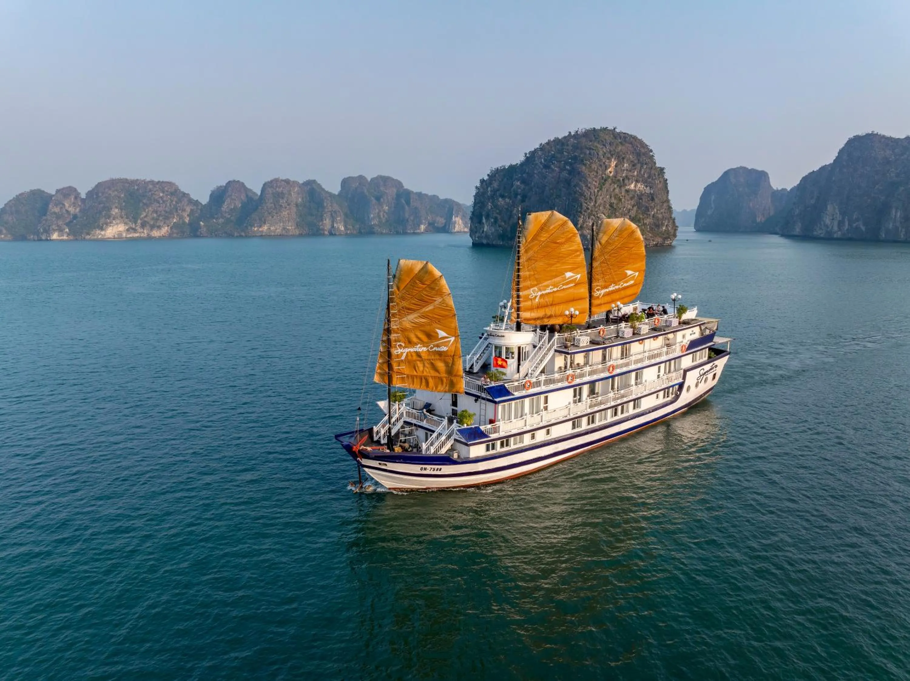 Signature Halong Cruise