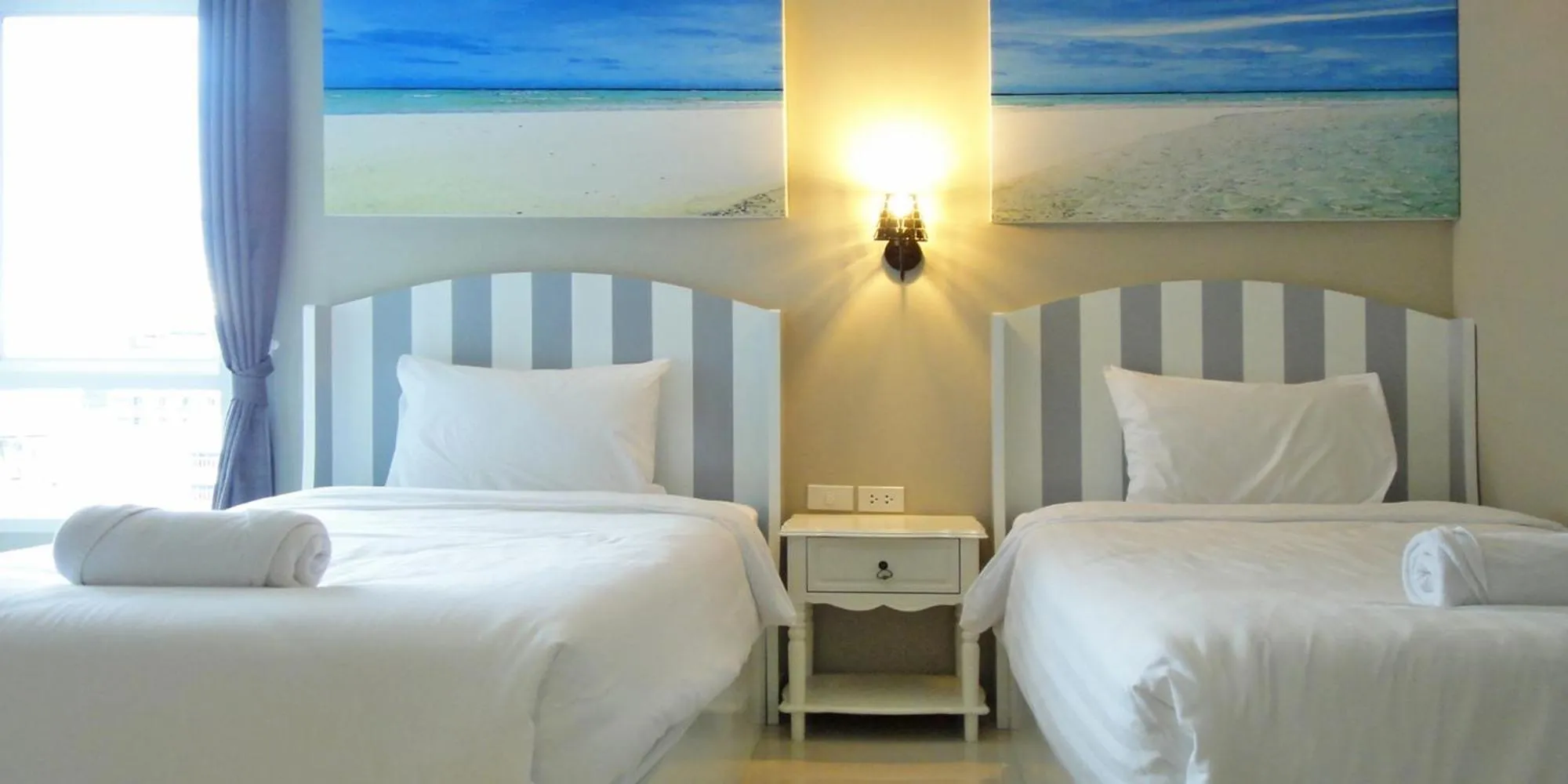 Photo of the whole room, Bed in Hub Hua Hin 57