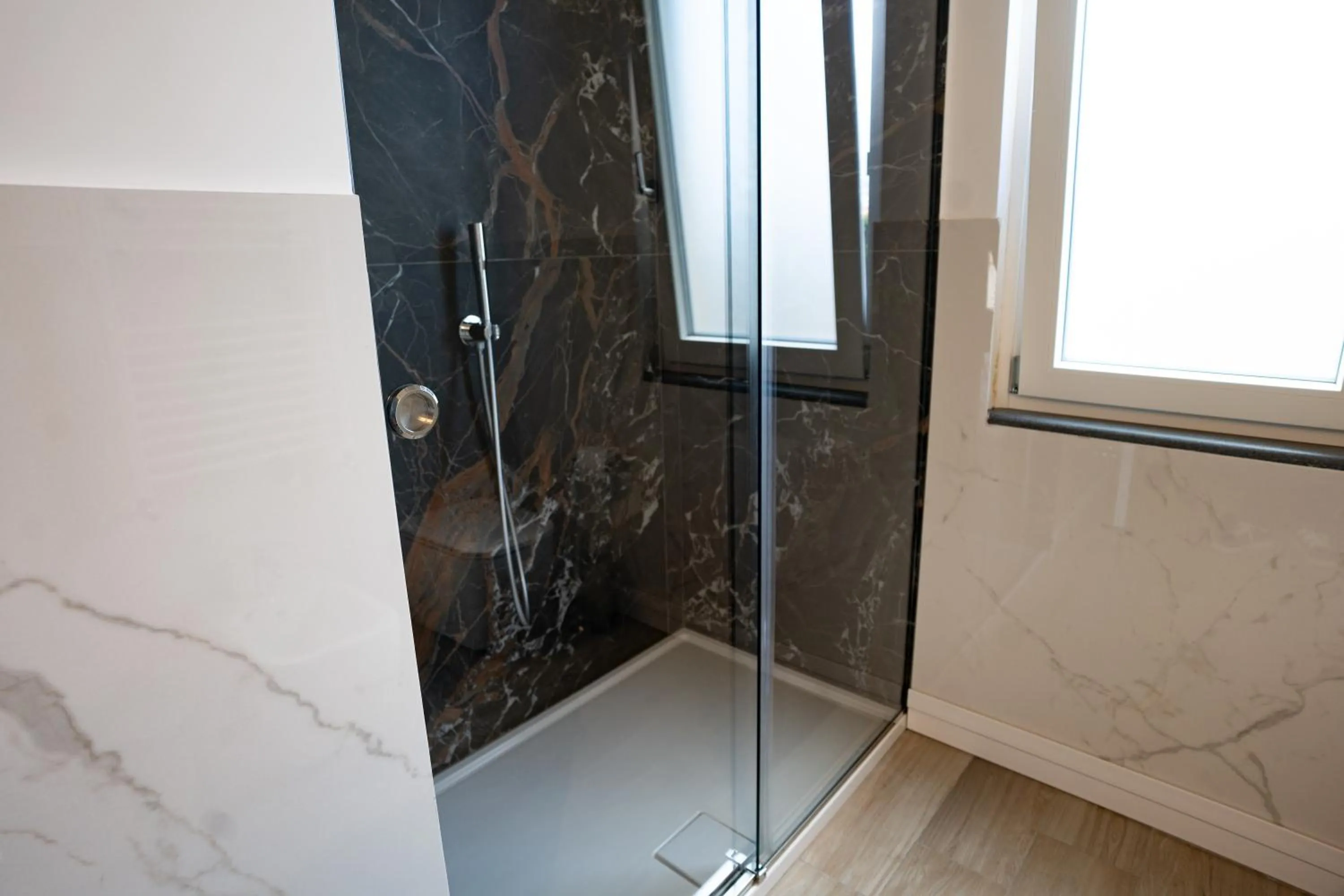 Shower in Tenuta Miranda Agriresort