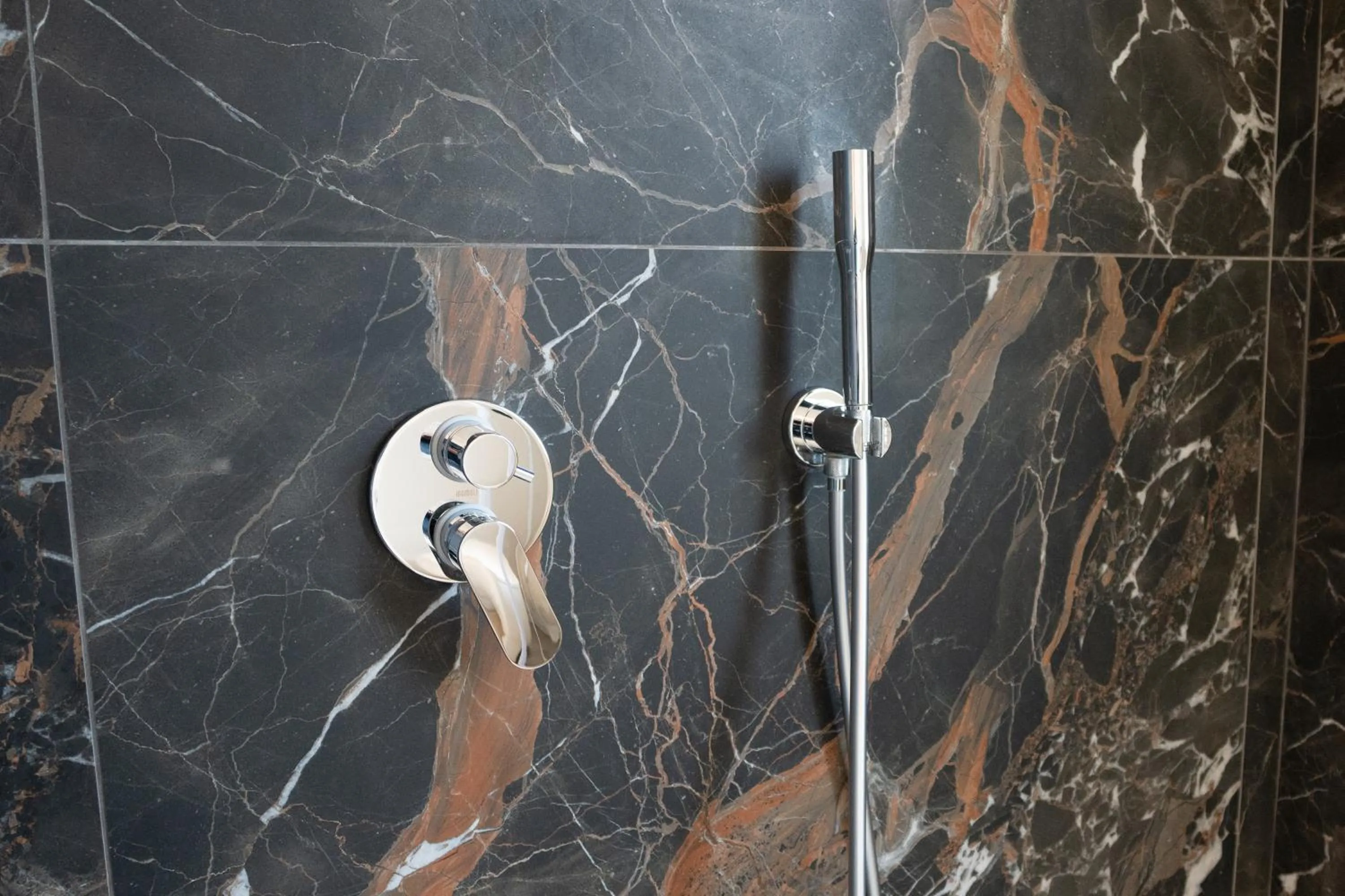 Shower in Tenuta Miranda Agriresort