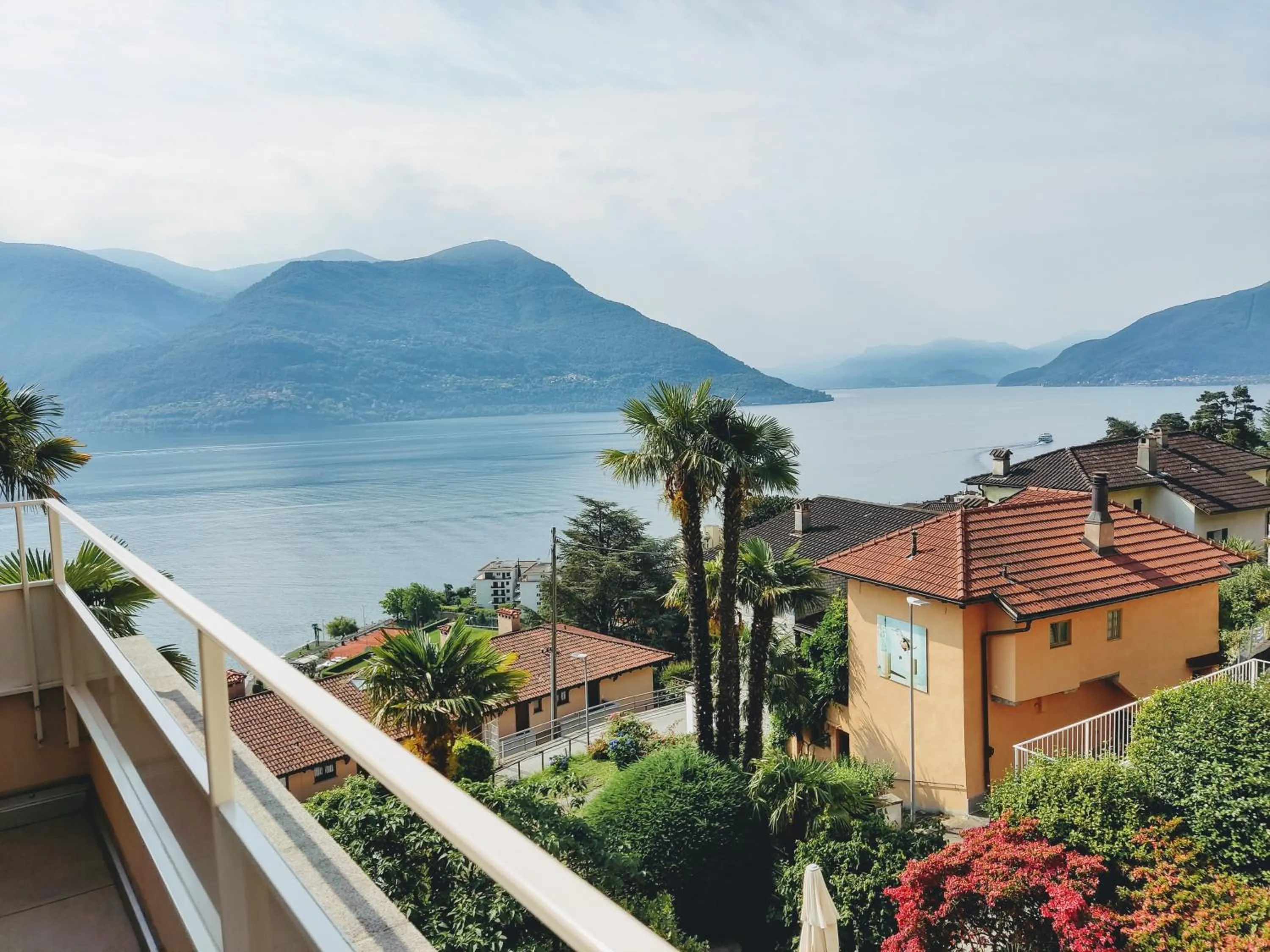 Lake view in Garden Hotel Primavera