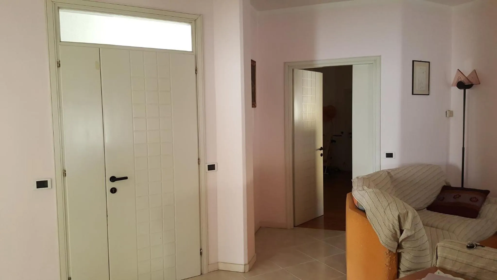 Communal lounge/ TV room, Bed in B&B I Fiori