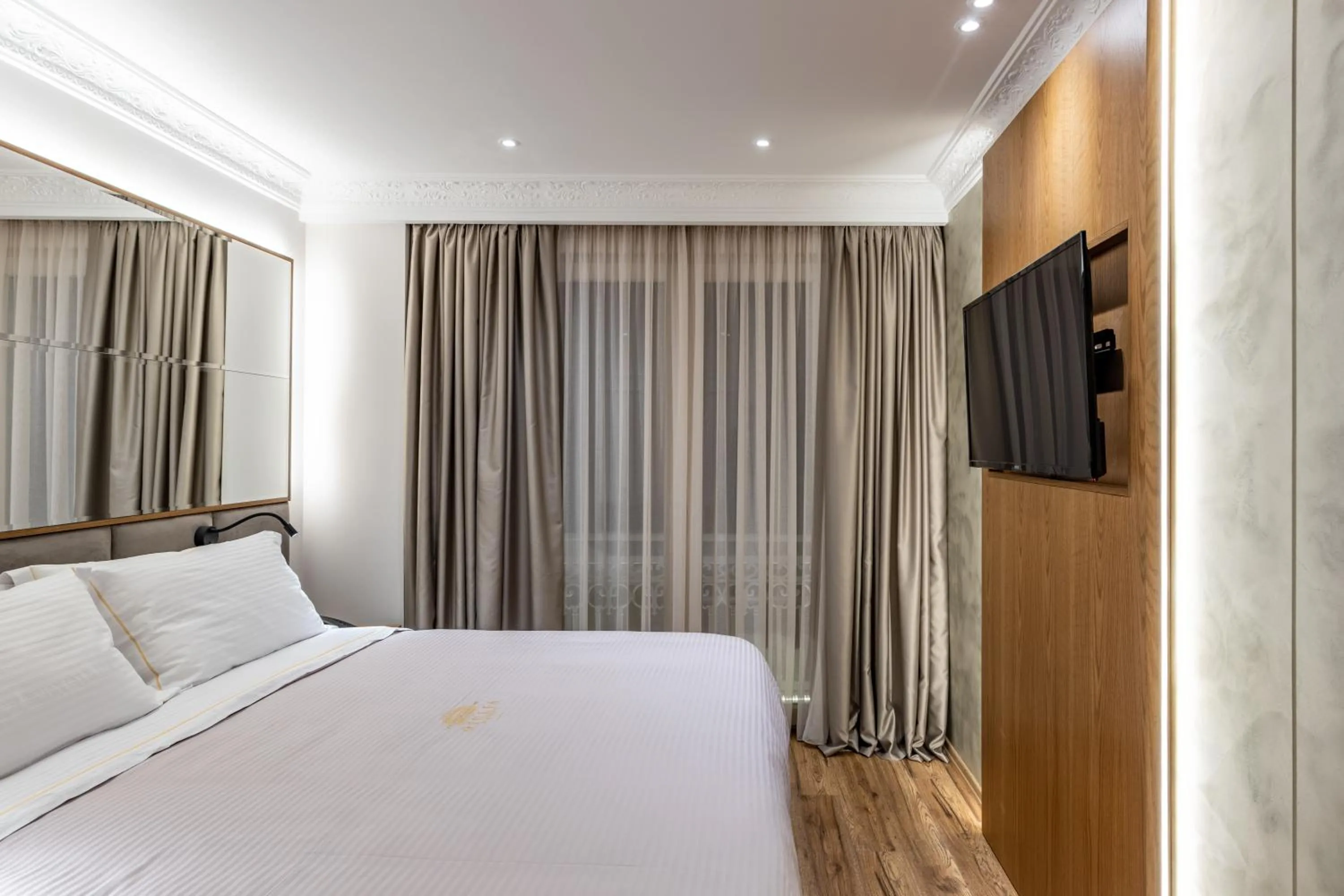 TV and multimedia, Bed in Giulia Albérgo Hotel