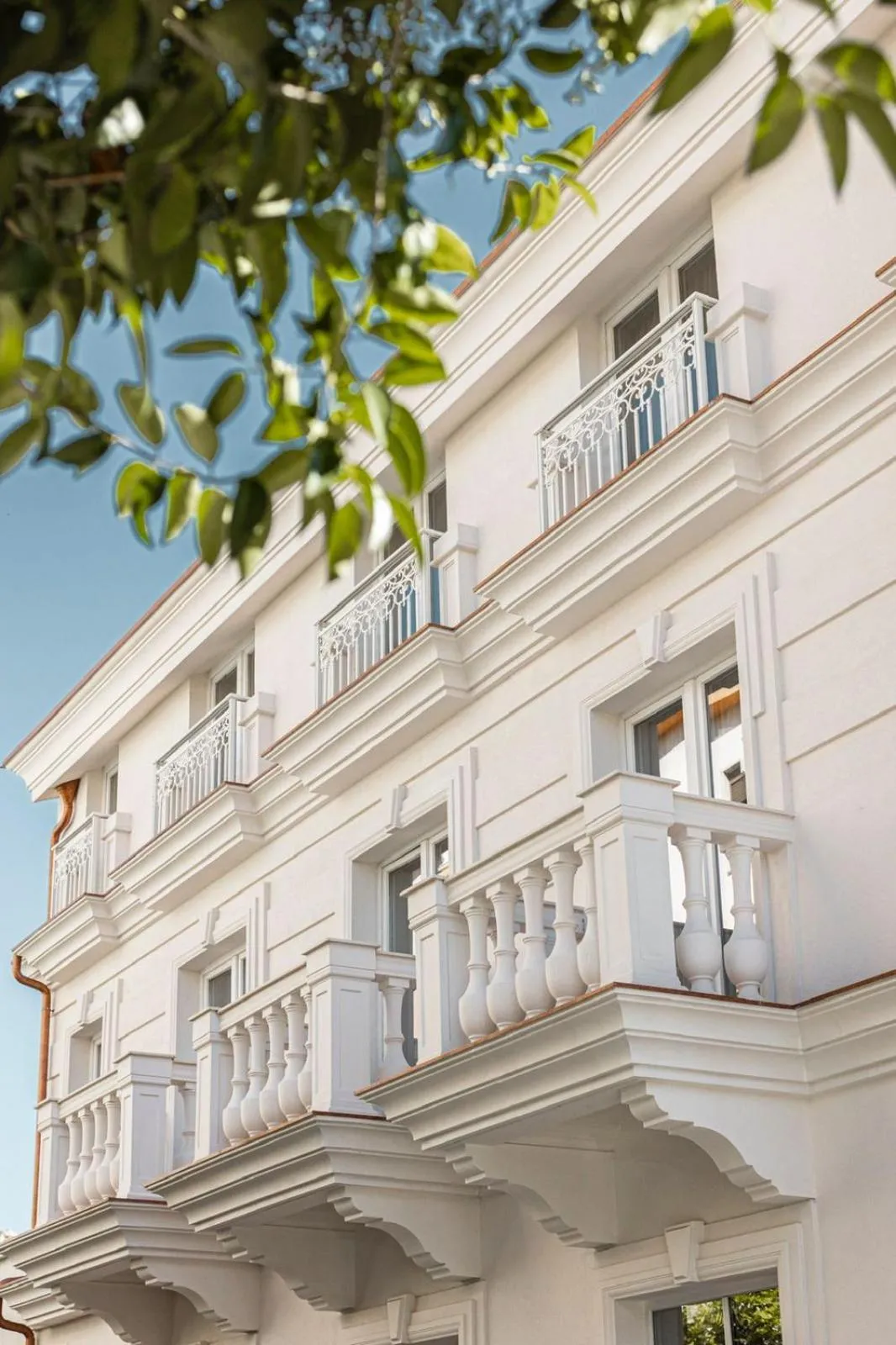 Property building in Giulia Albérgo Hotel