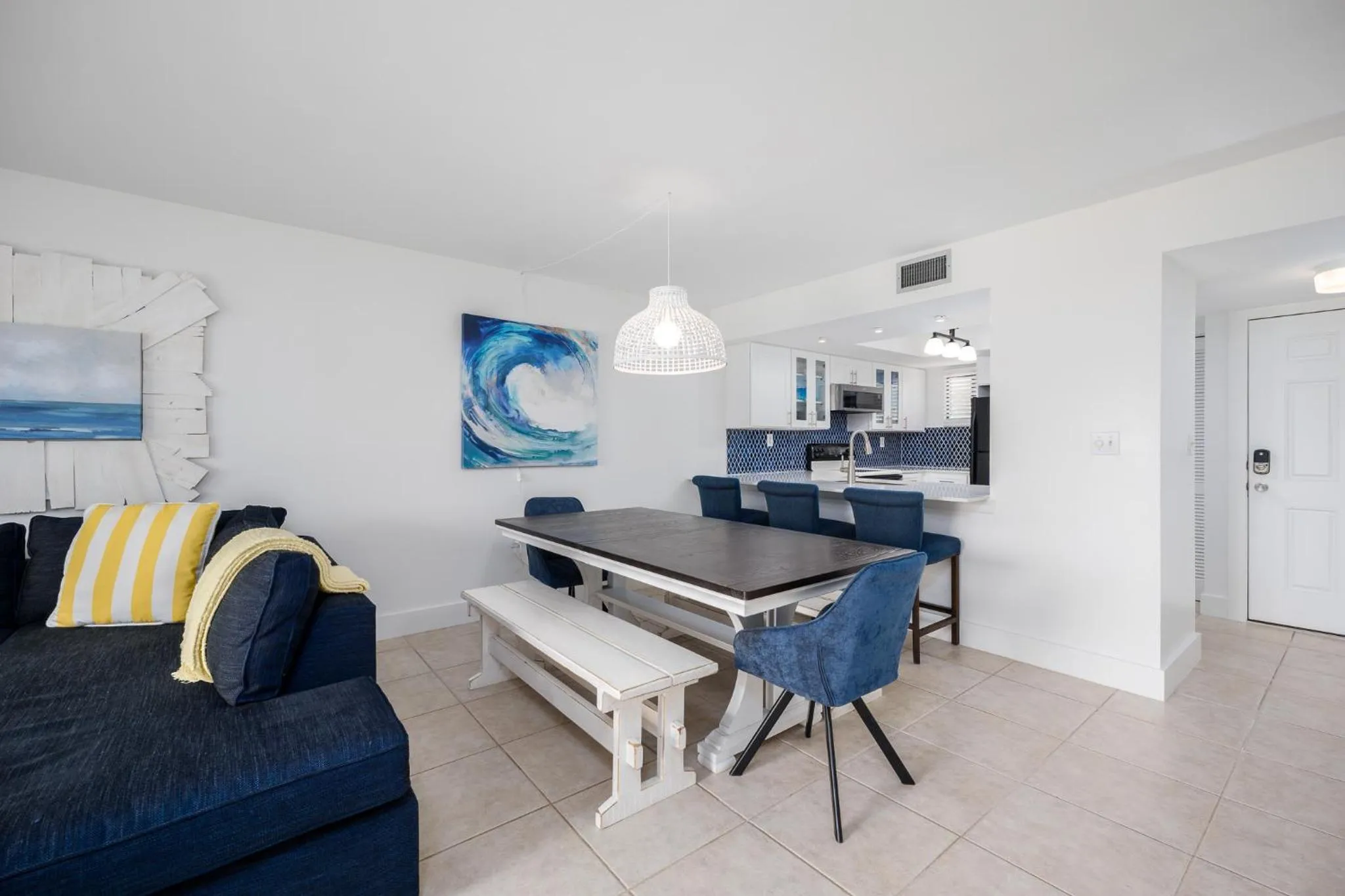 Living room in Ocean Village Club O35