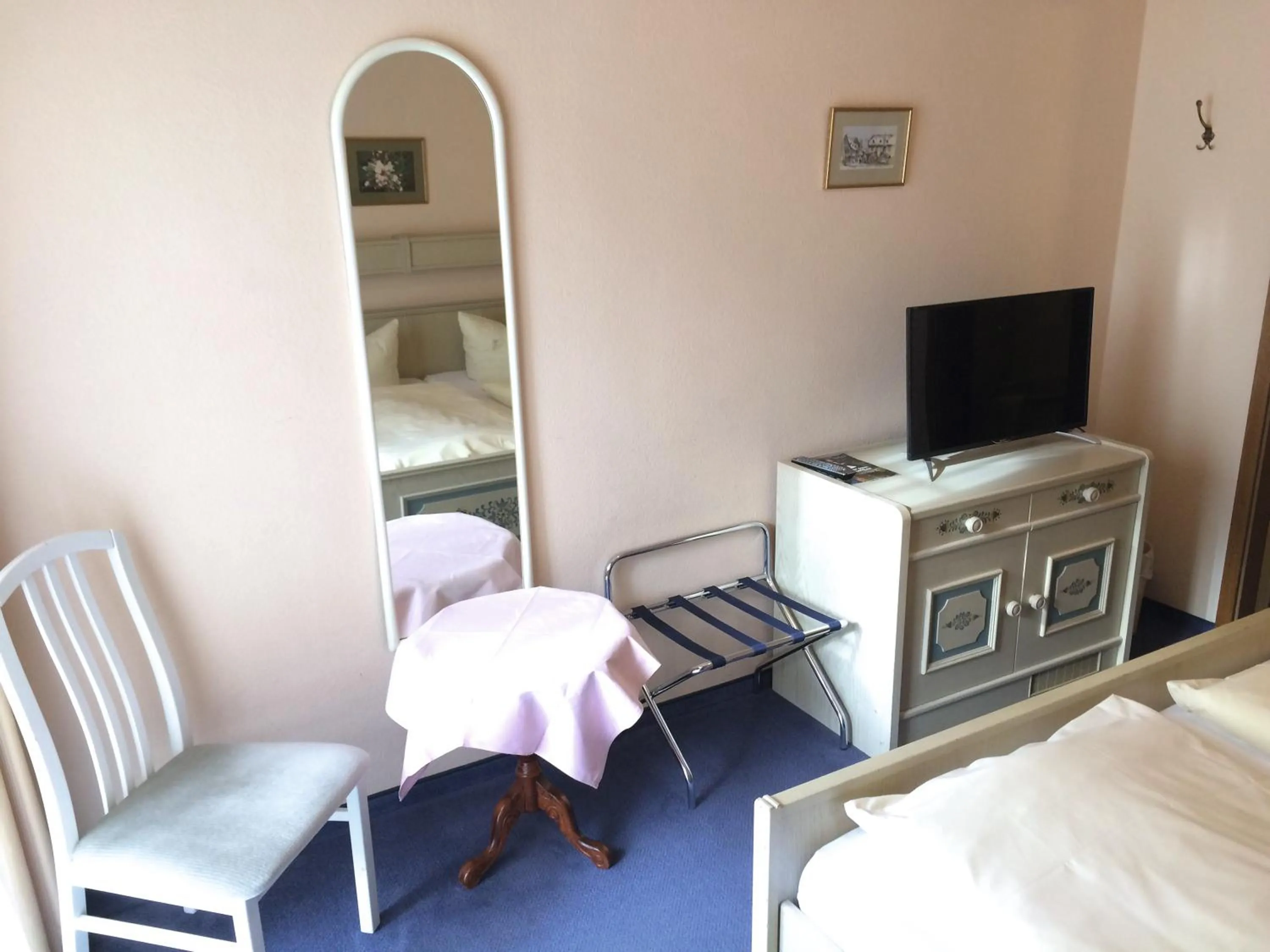 Decorative detail, Bed in Zum neuen Schwan