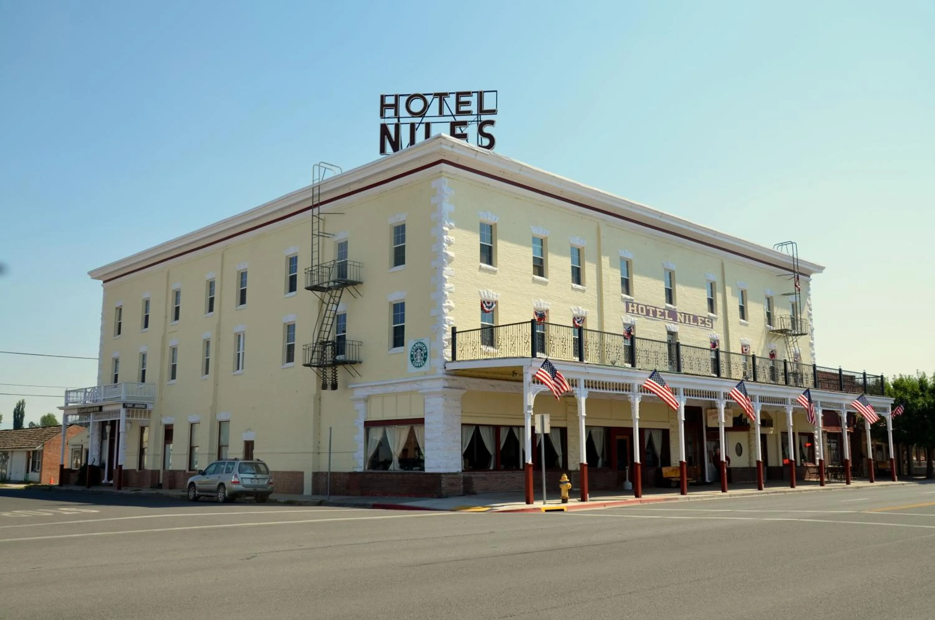Facade/entrance in Hotel Niles
