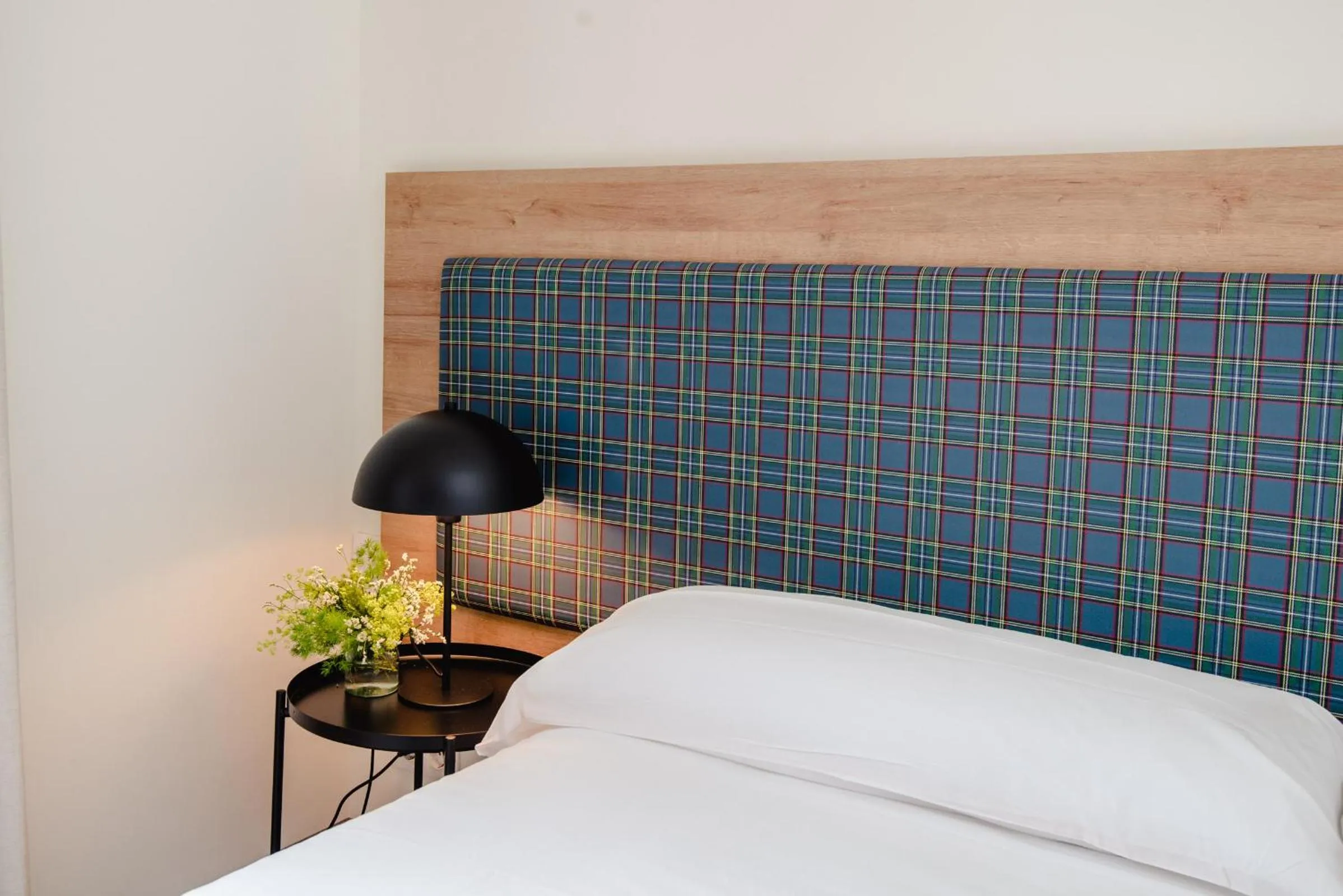 Bed in LATROUPE La Granja